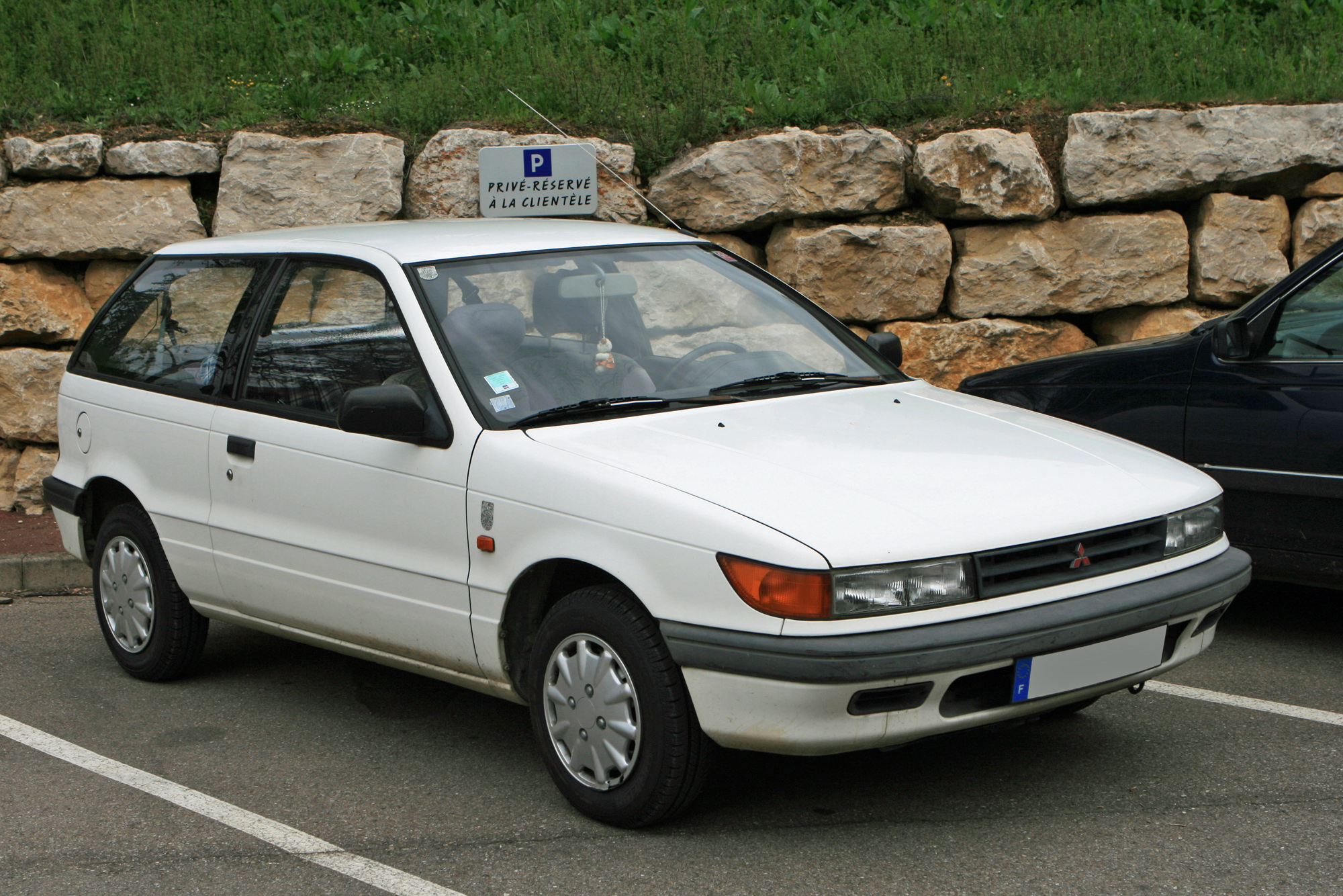 Mitsubishi Colt 3