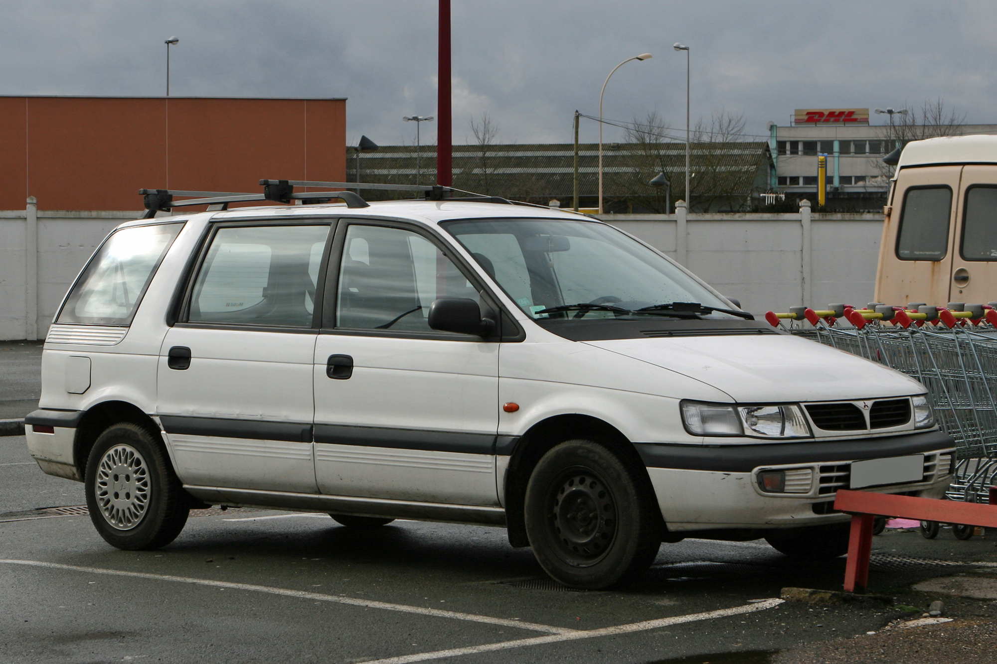 Mitsubishi Space Wagon