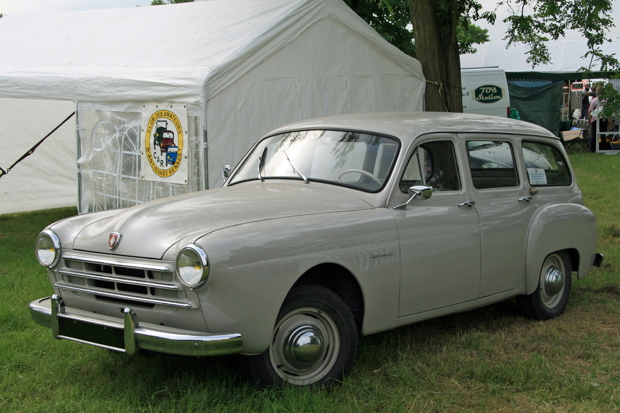 Renault Fregate domaine