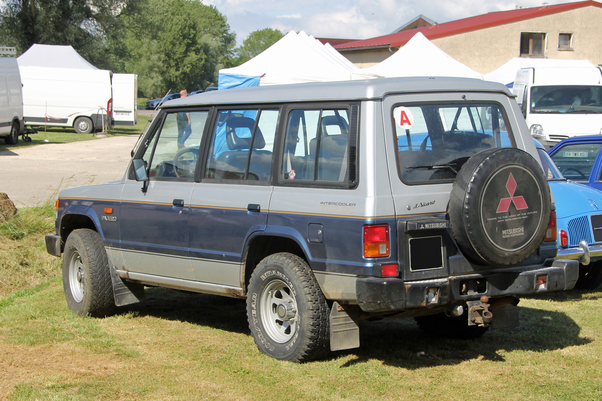 Mitsubishi Pajero 1