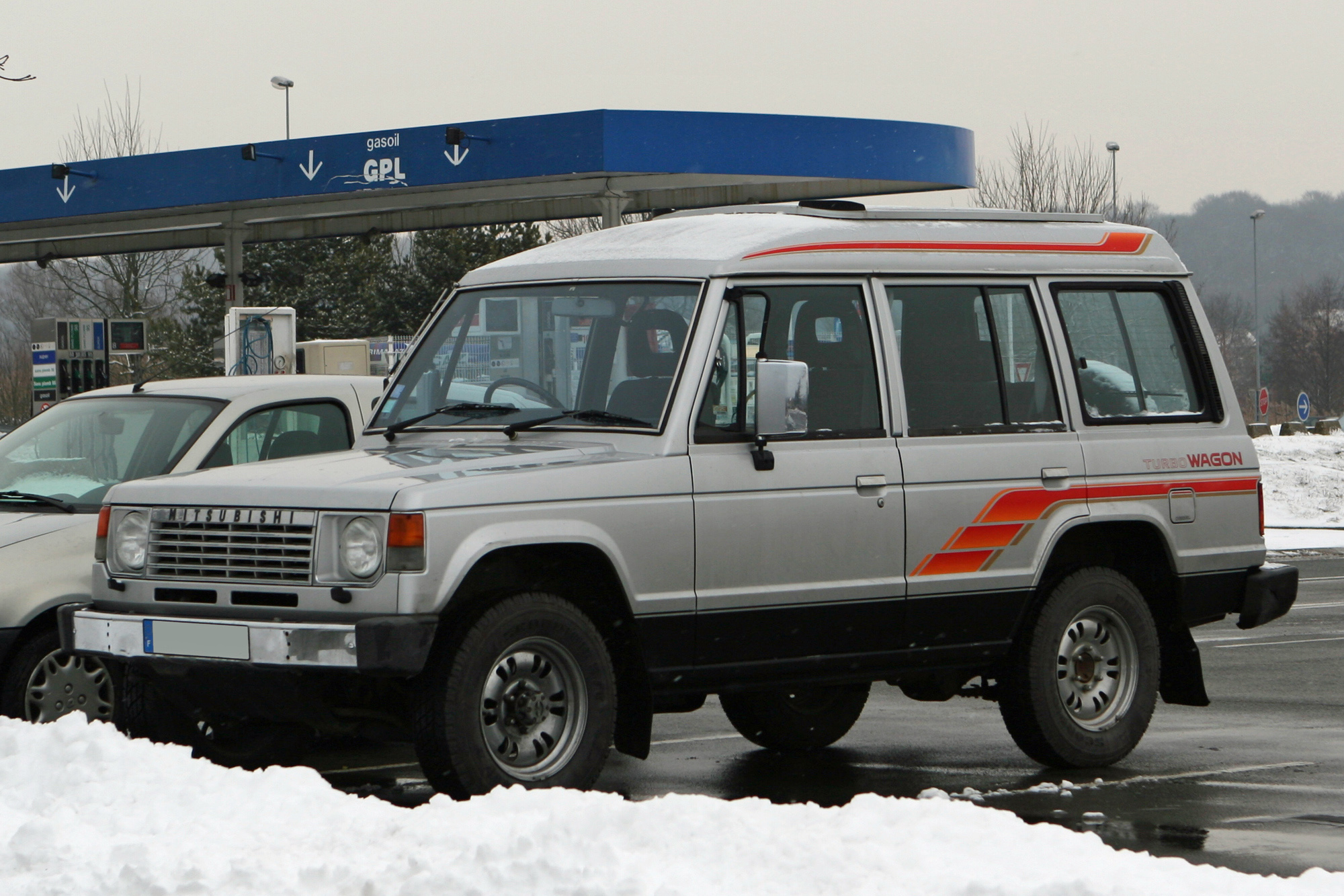 Mitsubishi Pajero 1