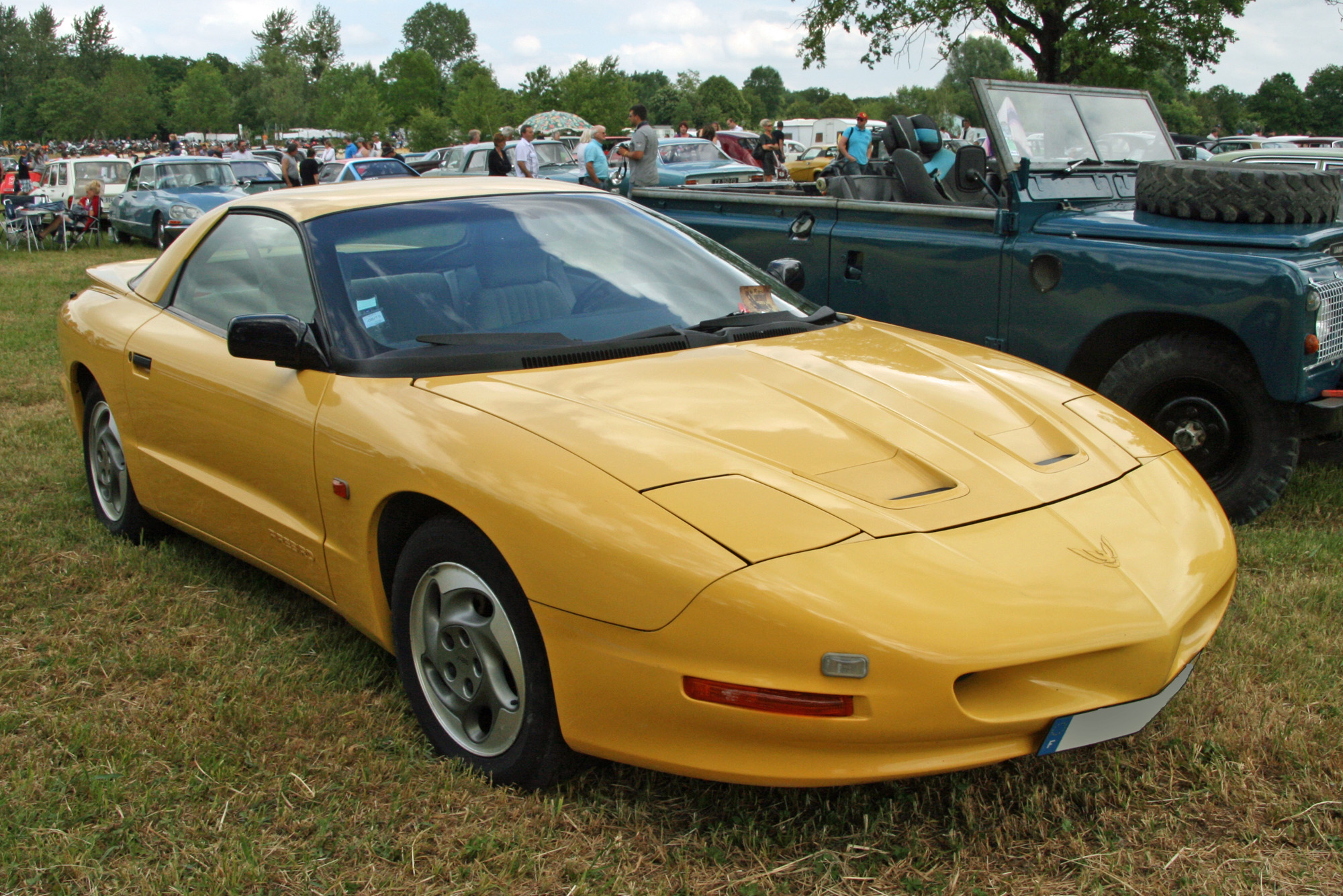 Pontiac  Firebird 4