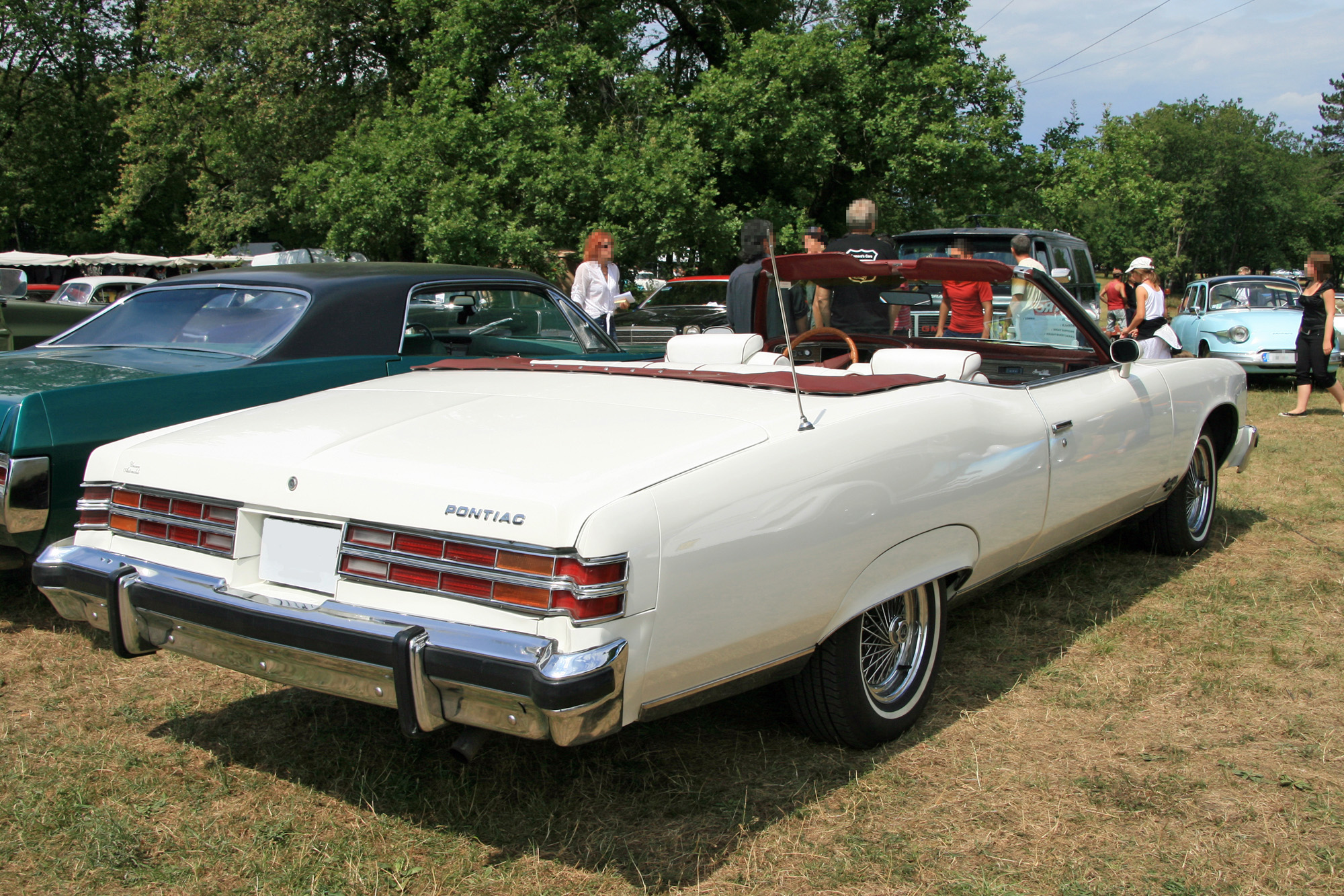 Pontiac  Grand ville 1975