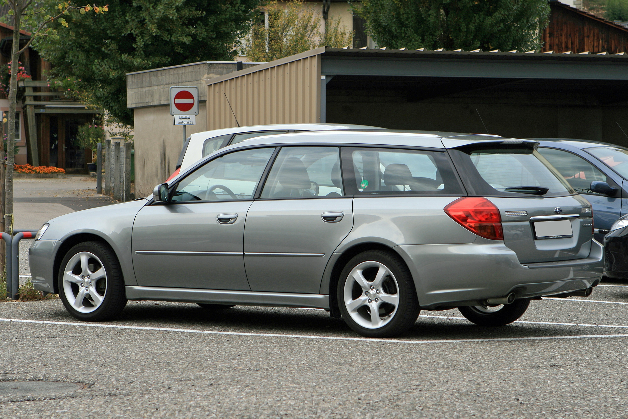 Subaru Legacy 4 