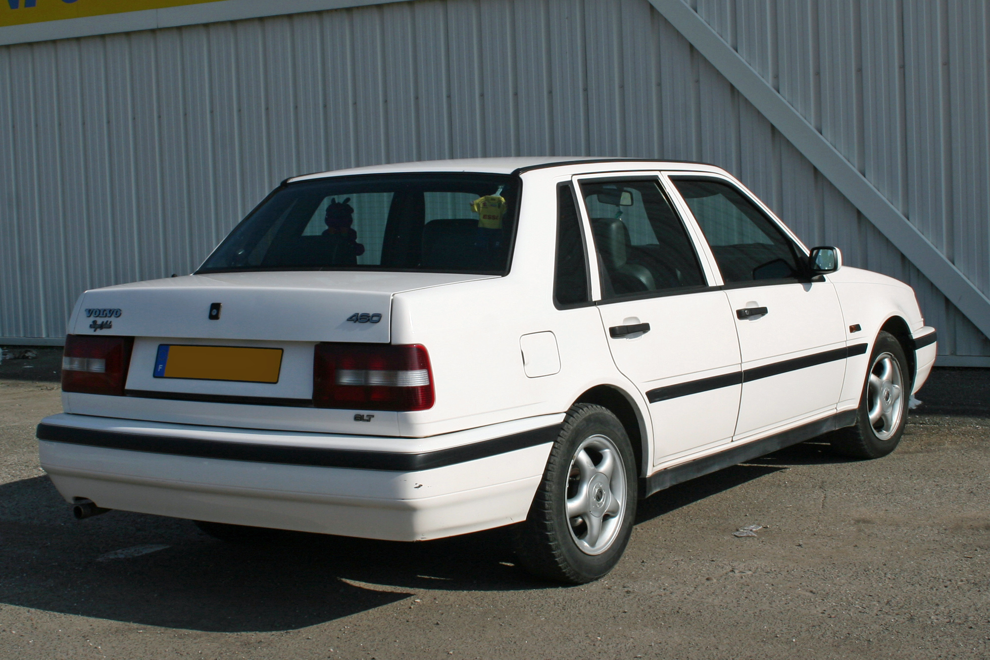 Volvo  460