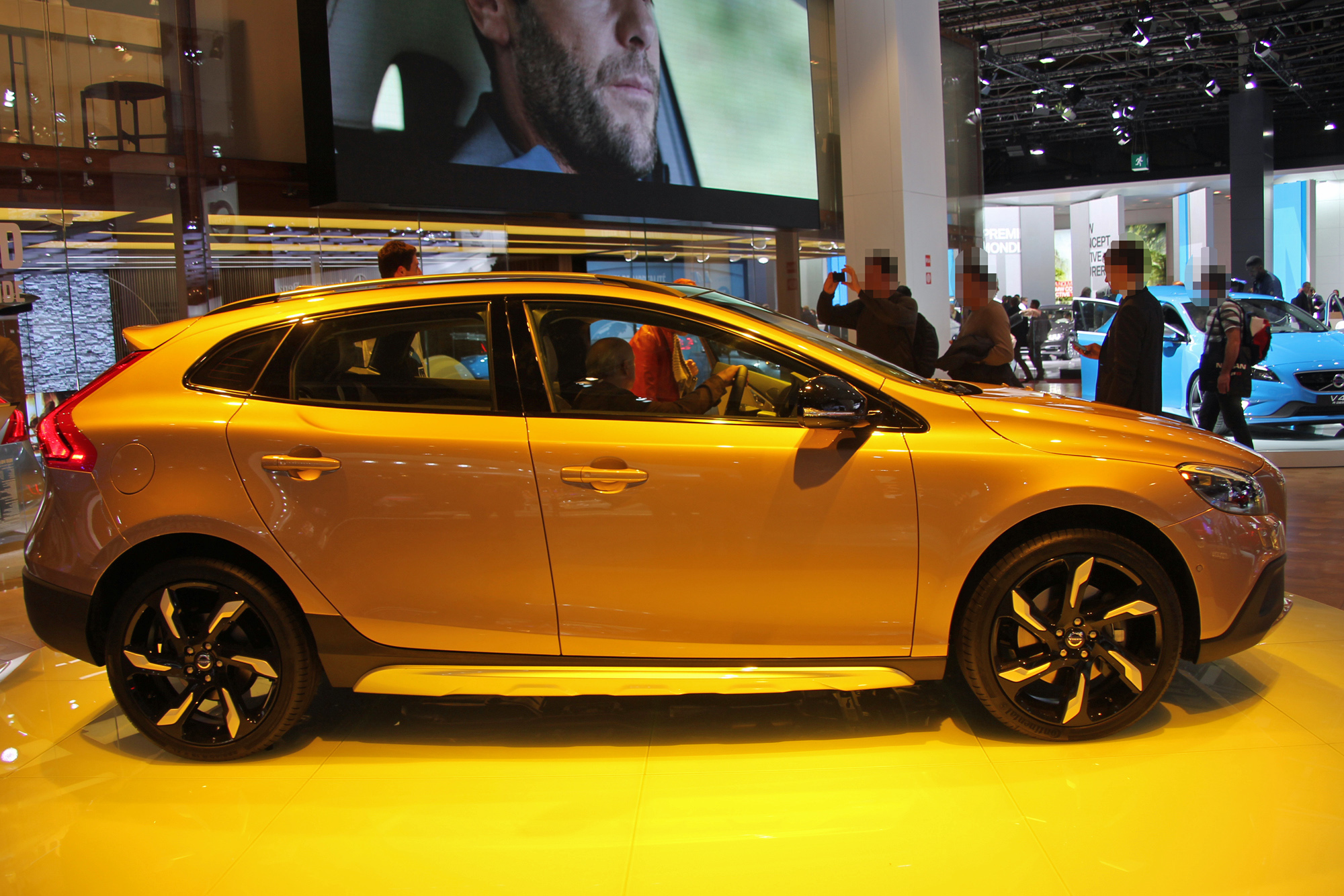 Highest Spec Volvo V40