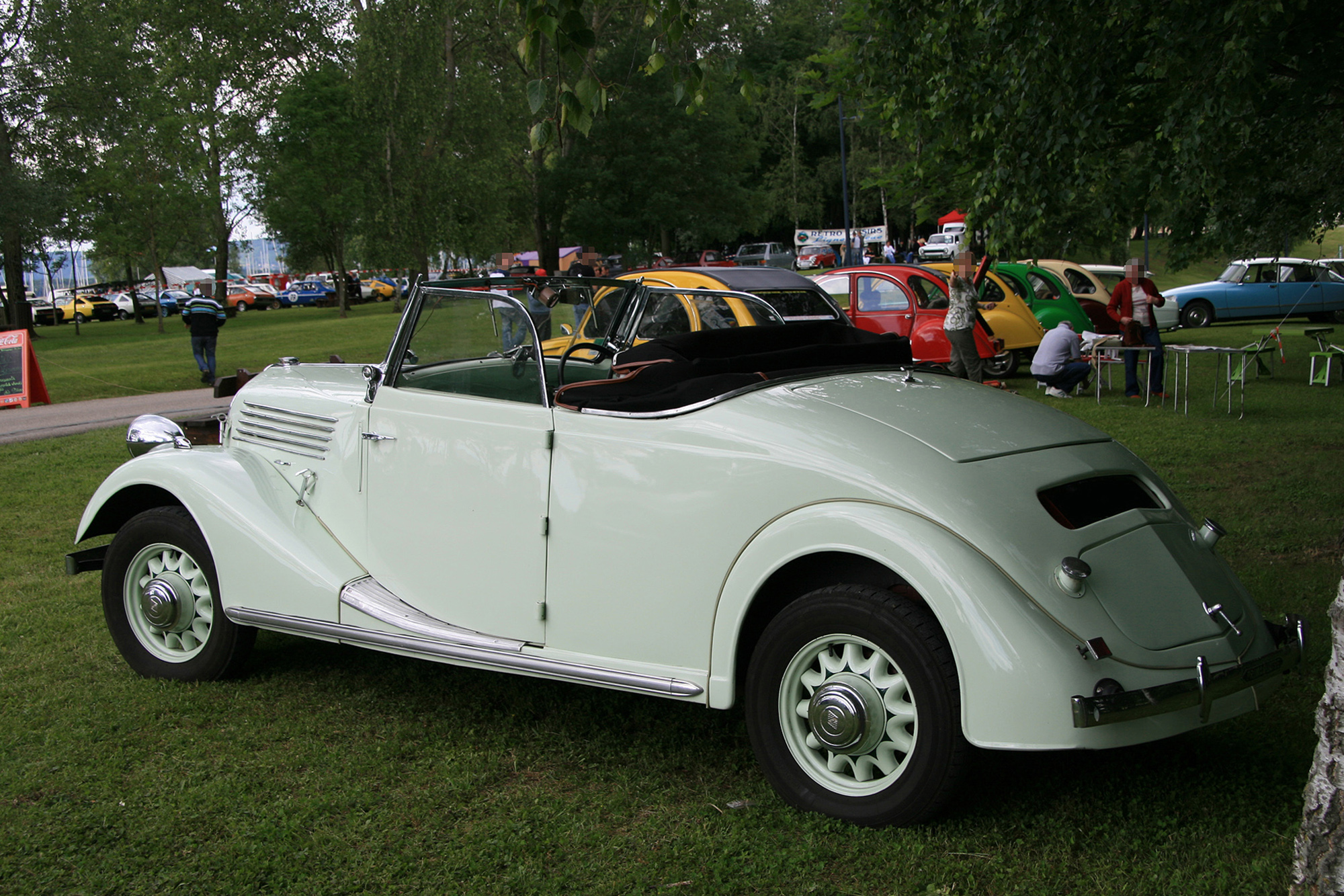 Renault Primaquatre