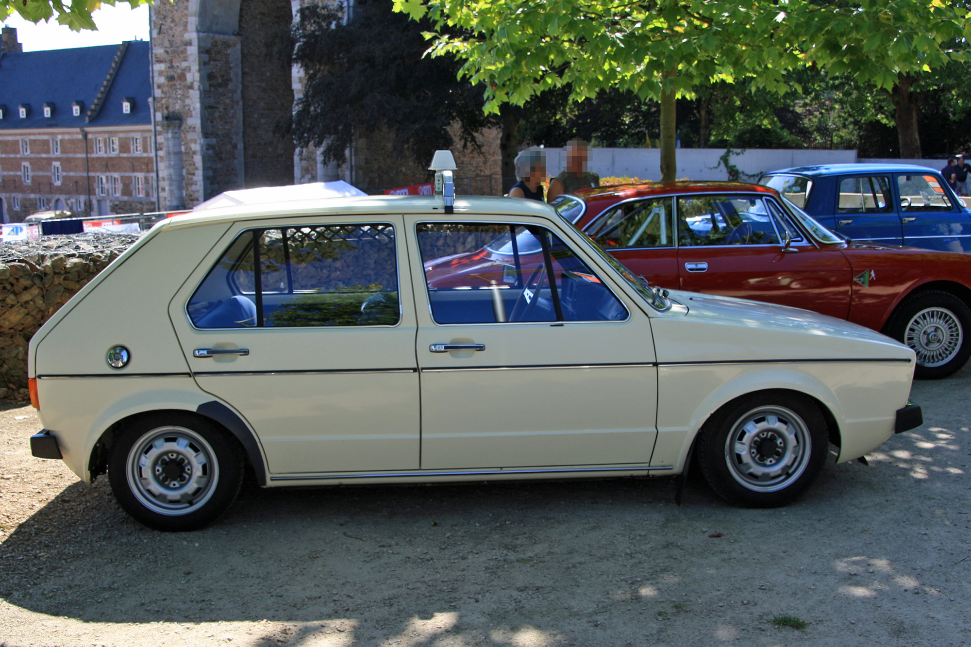 Volkswagen Golf 1