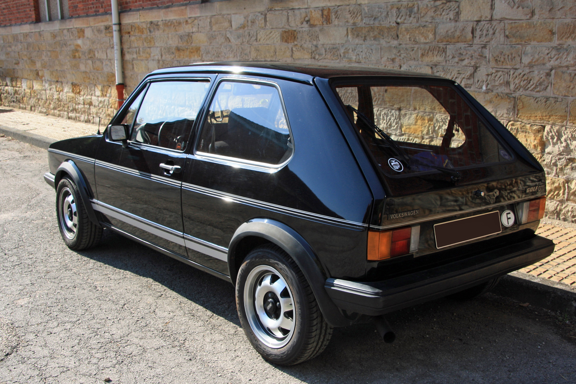 Volkswagen Golf 1