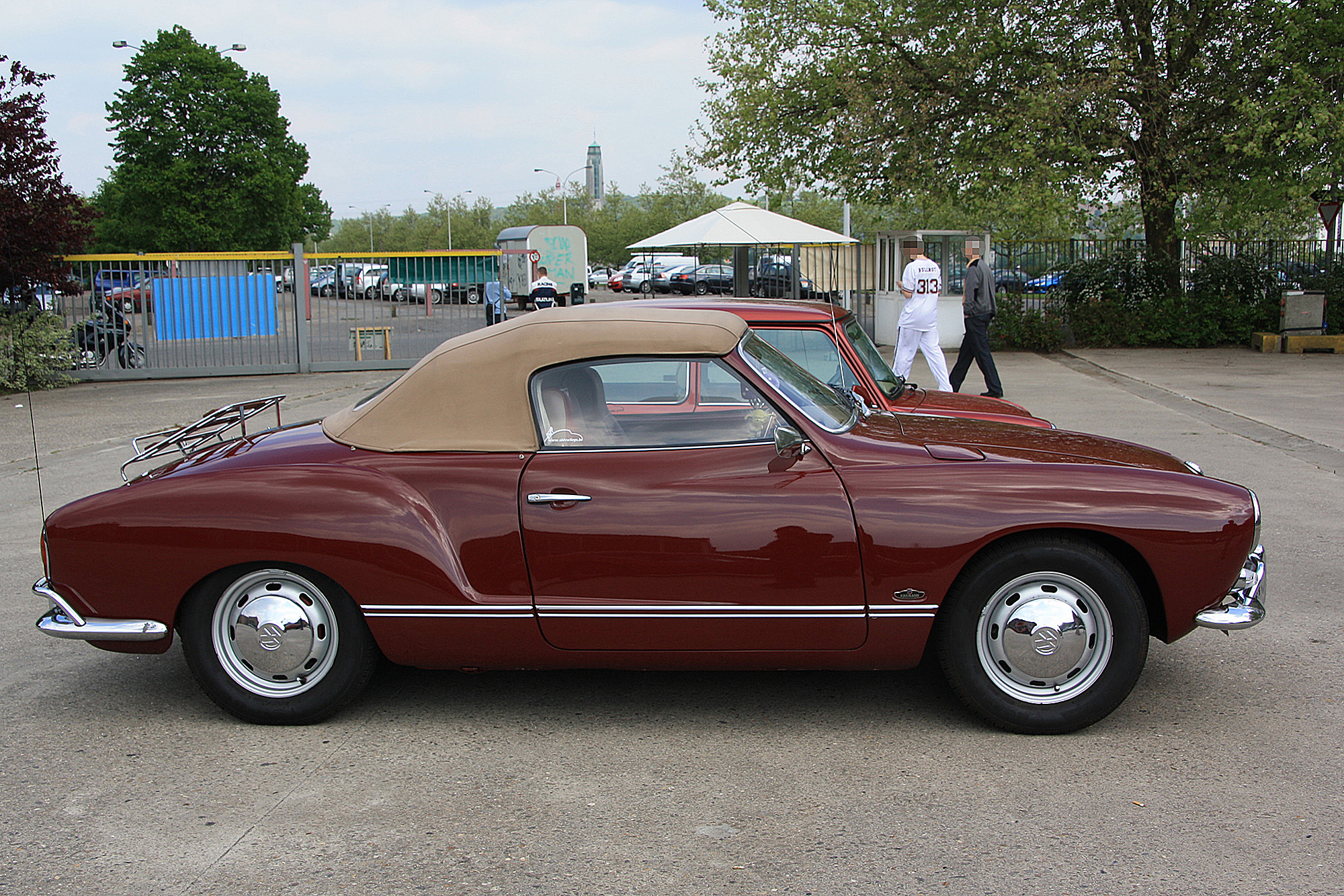 Volkswagen Karmann Ghia