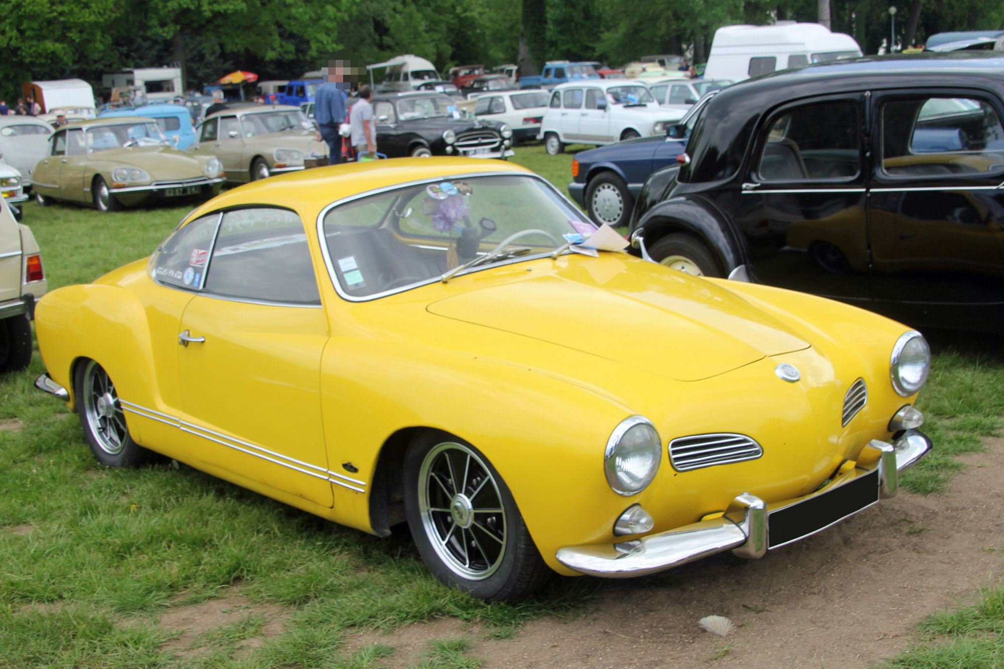 Volkswagen Karmann Ghia