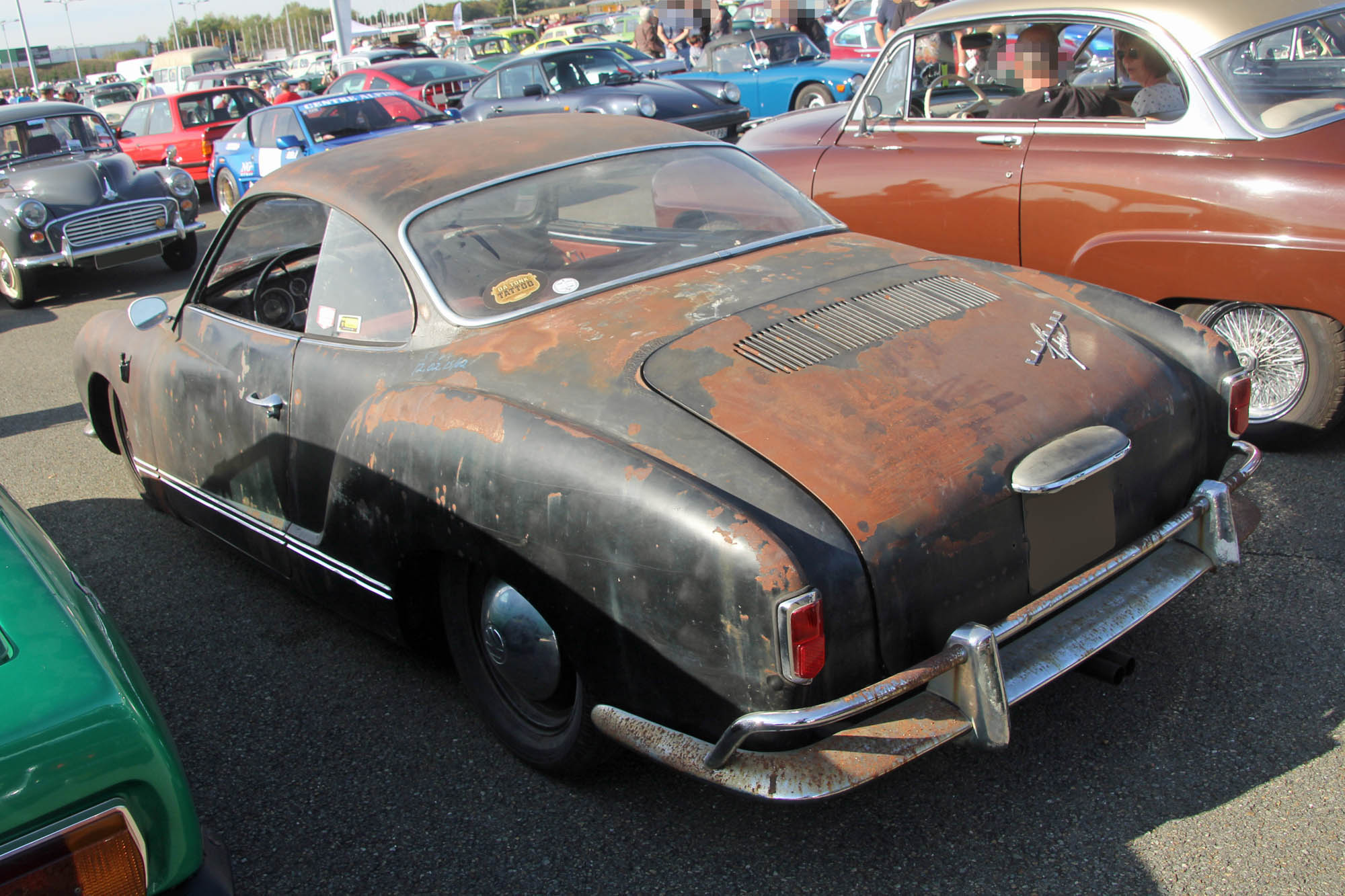 Volkswagen Karmann Ghia