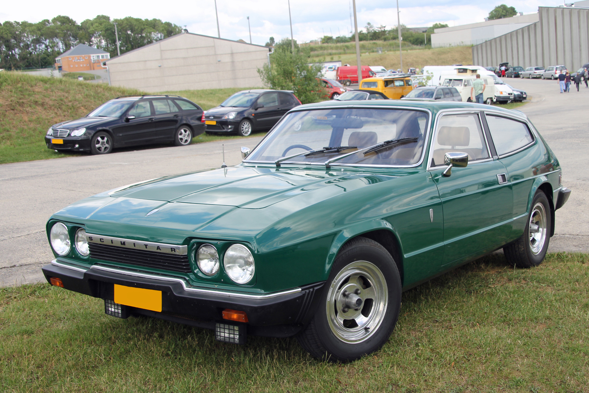 Reliant  Scimitar