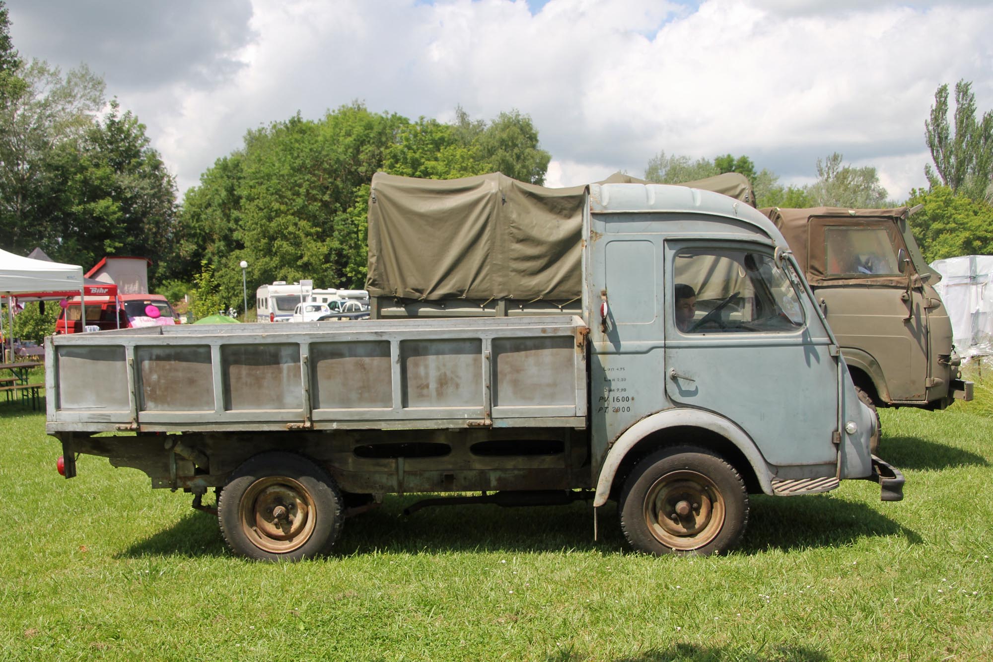 Renault Goelette