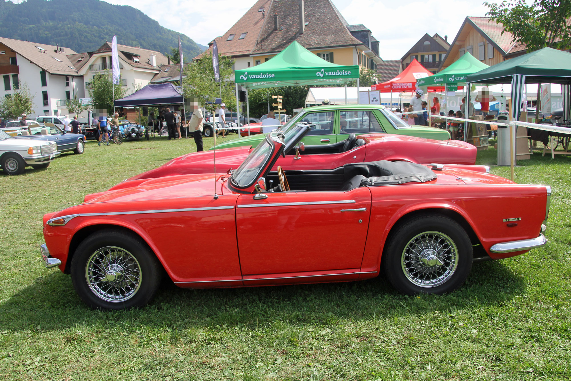 Triumph TR250