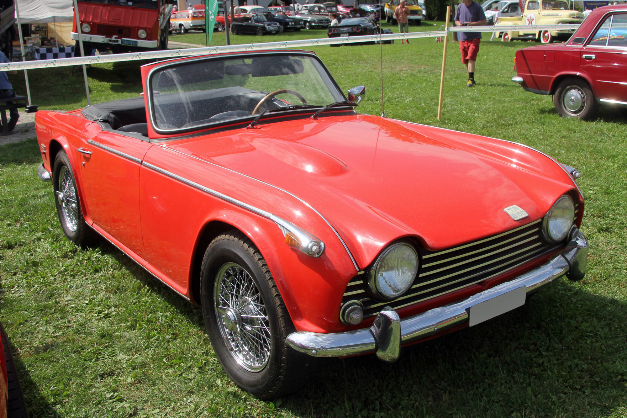 Triumph TR250