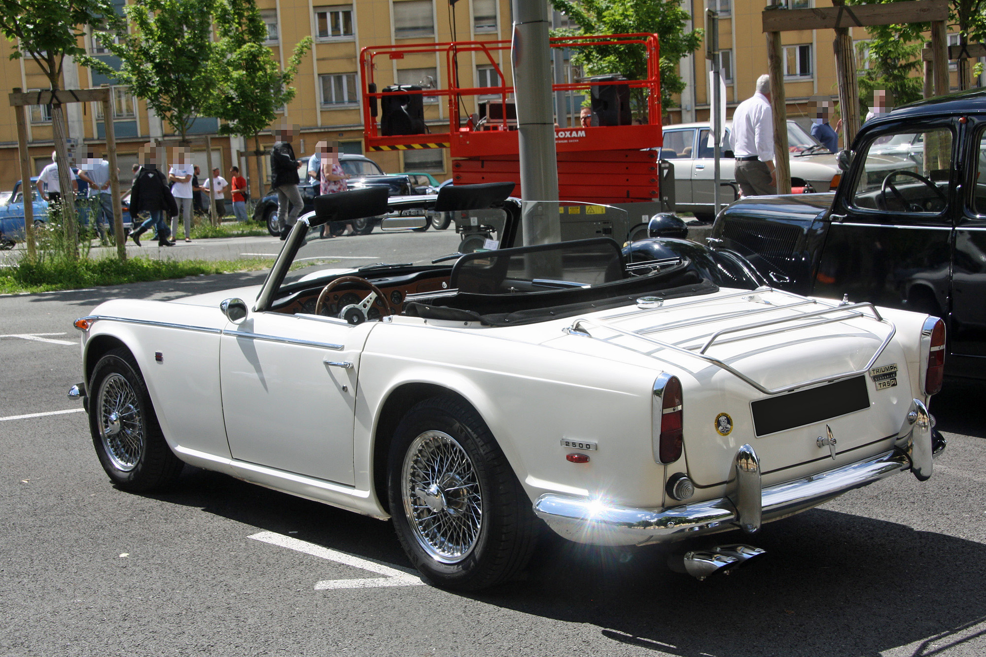 Triumph TR5