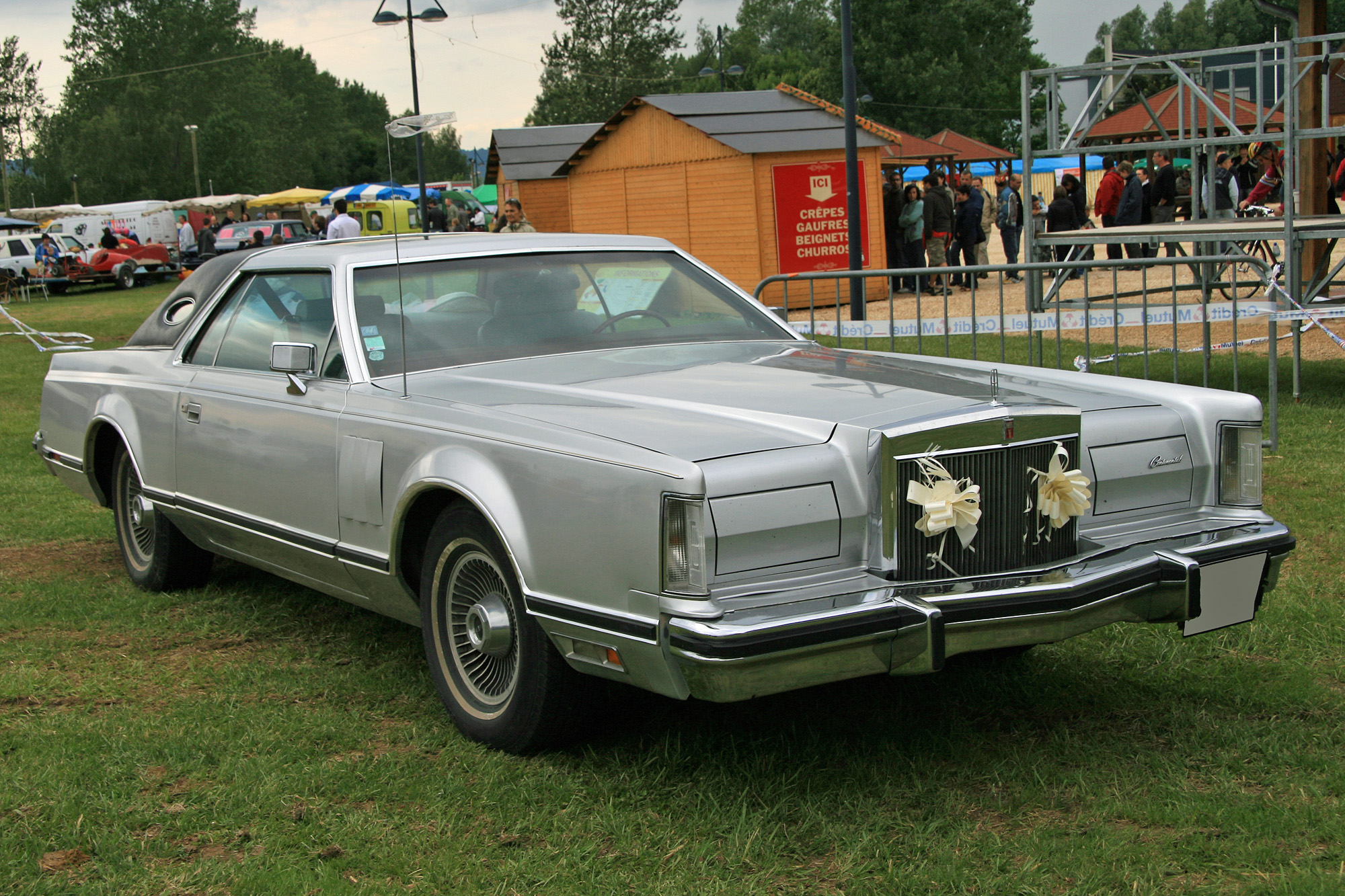 Lincoln Continental mk5