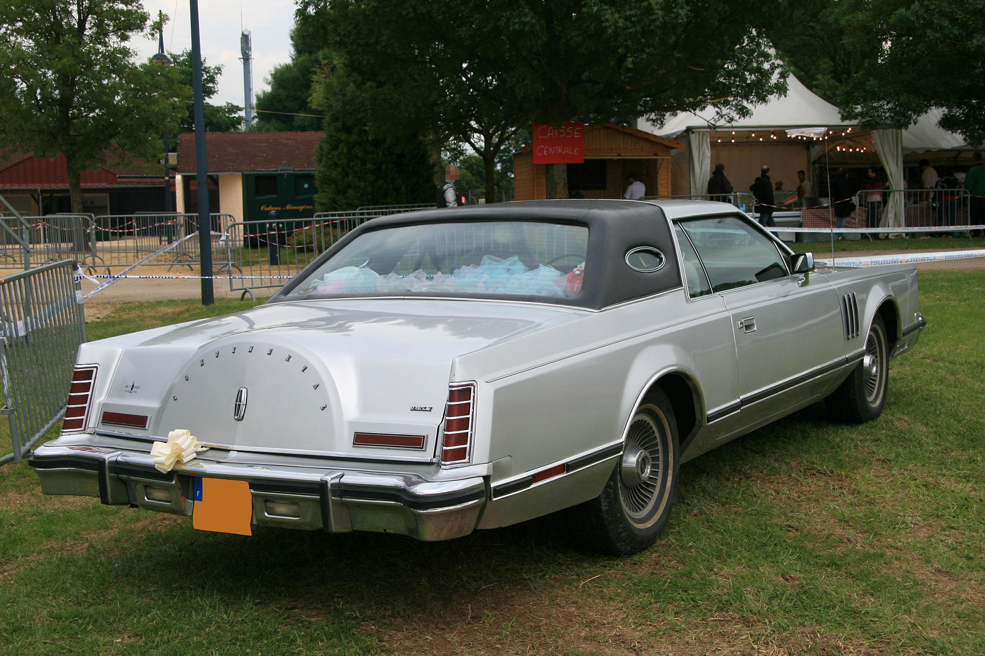 Lincoln Continental mk5