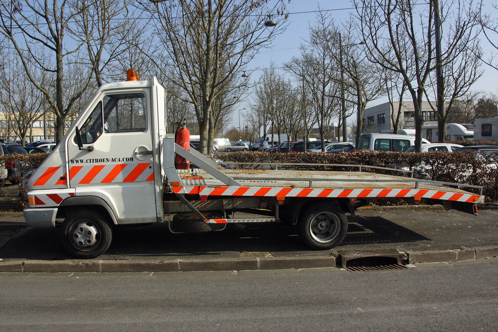 Description Du Véhicule Renault B120 - Encyclopédie Automobile ...