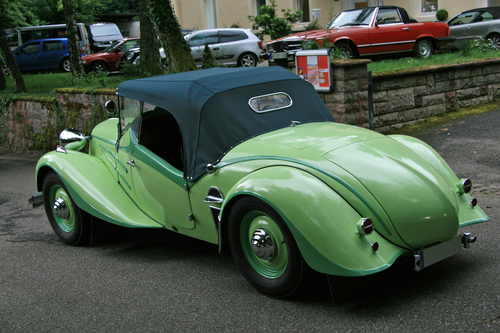 Description Du Véhicule Tatra 75 Bohemia - Encyclopédie Automobile ...