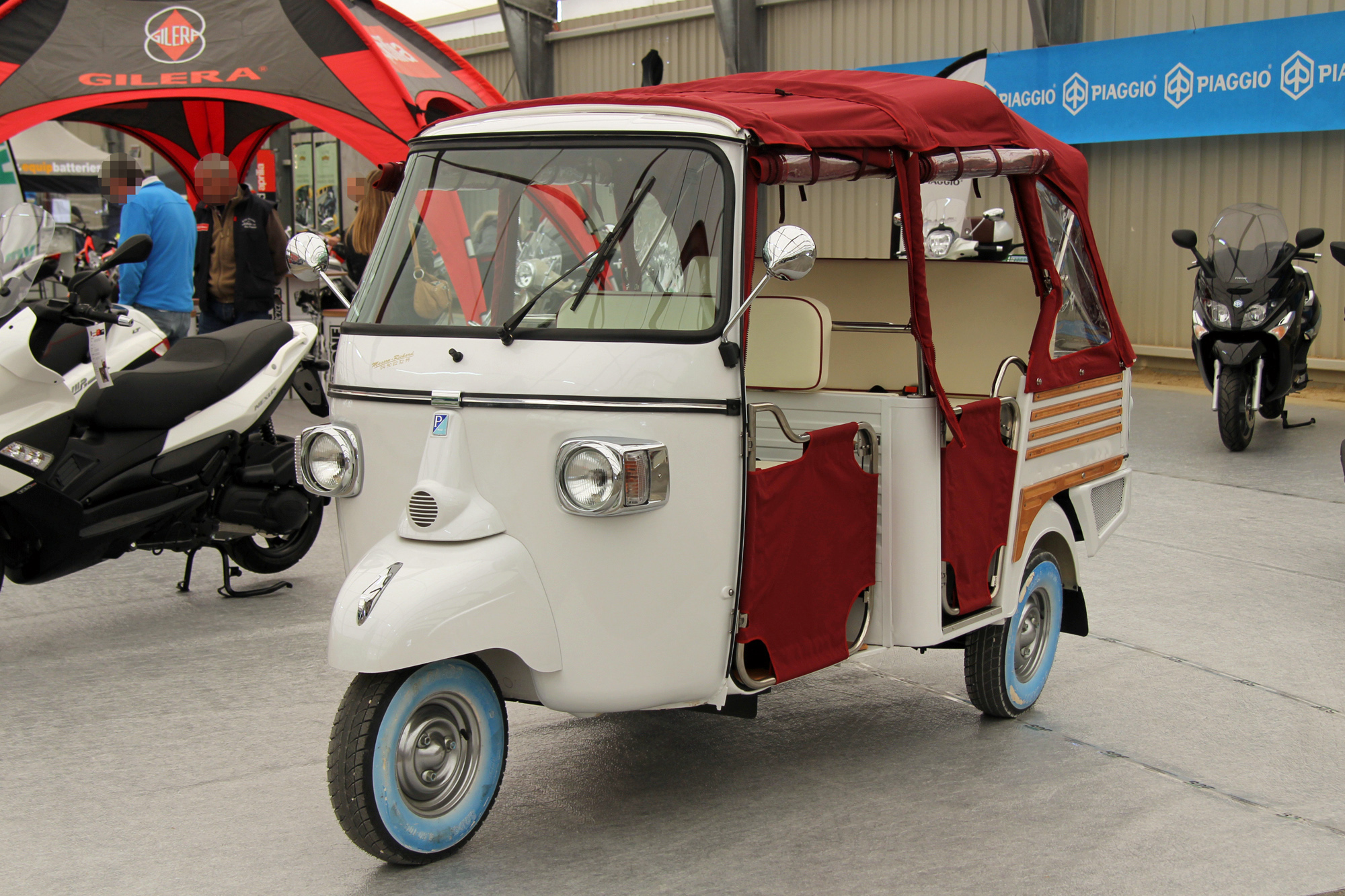 Piaggio Ape Calessino