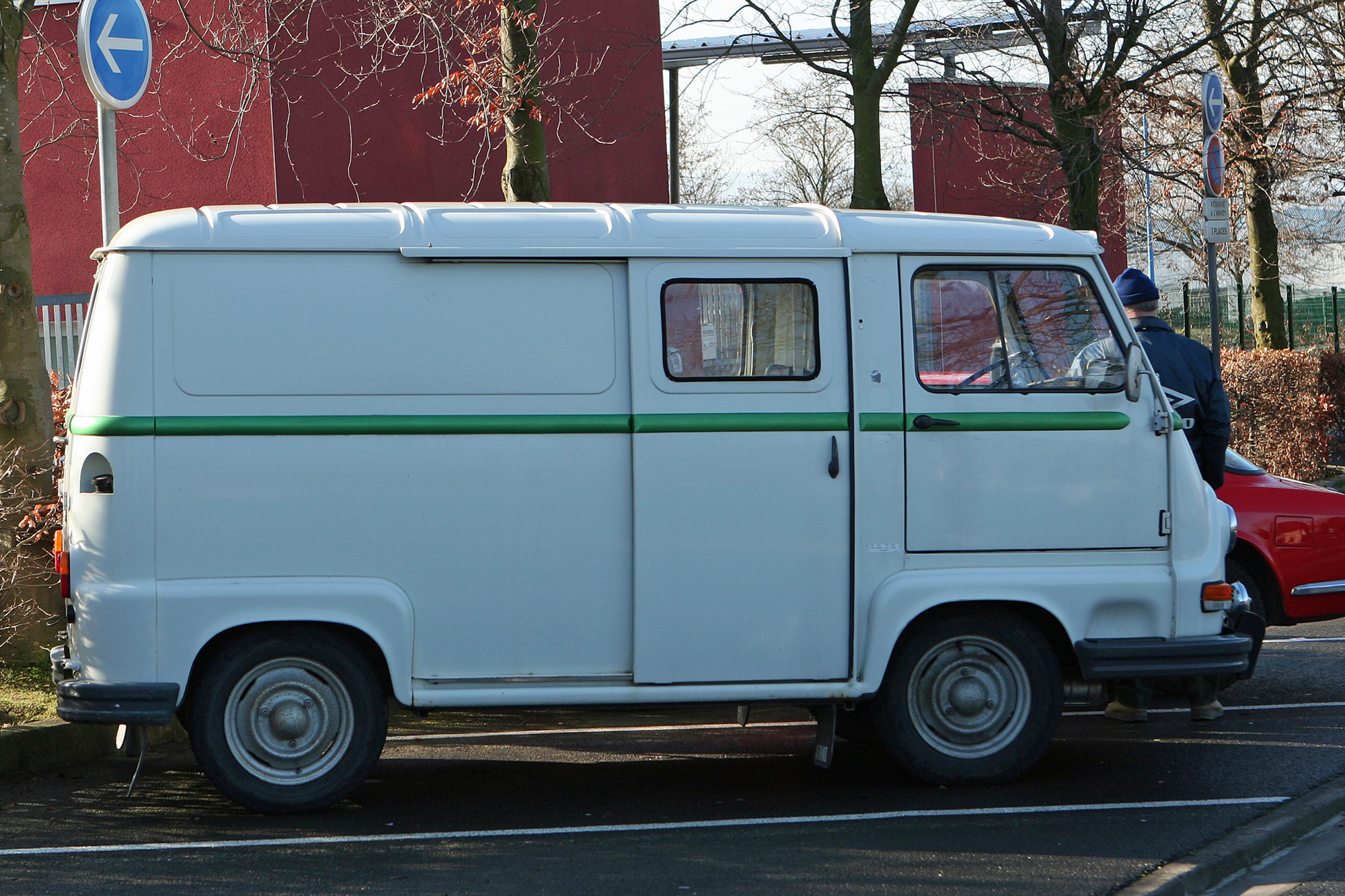 Renault Estafette 2