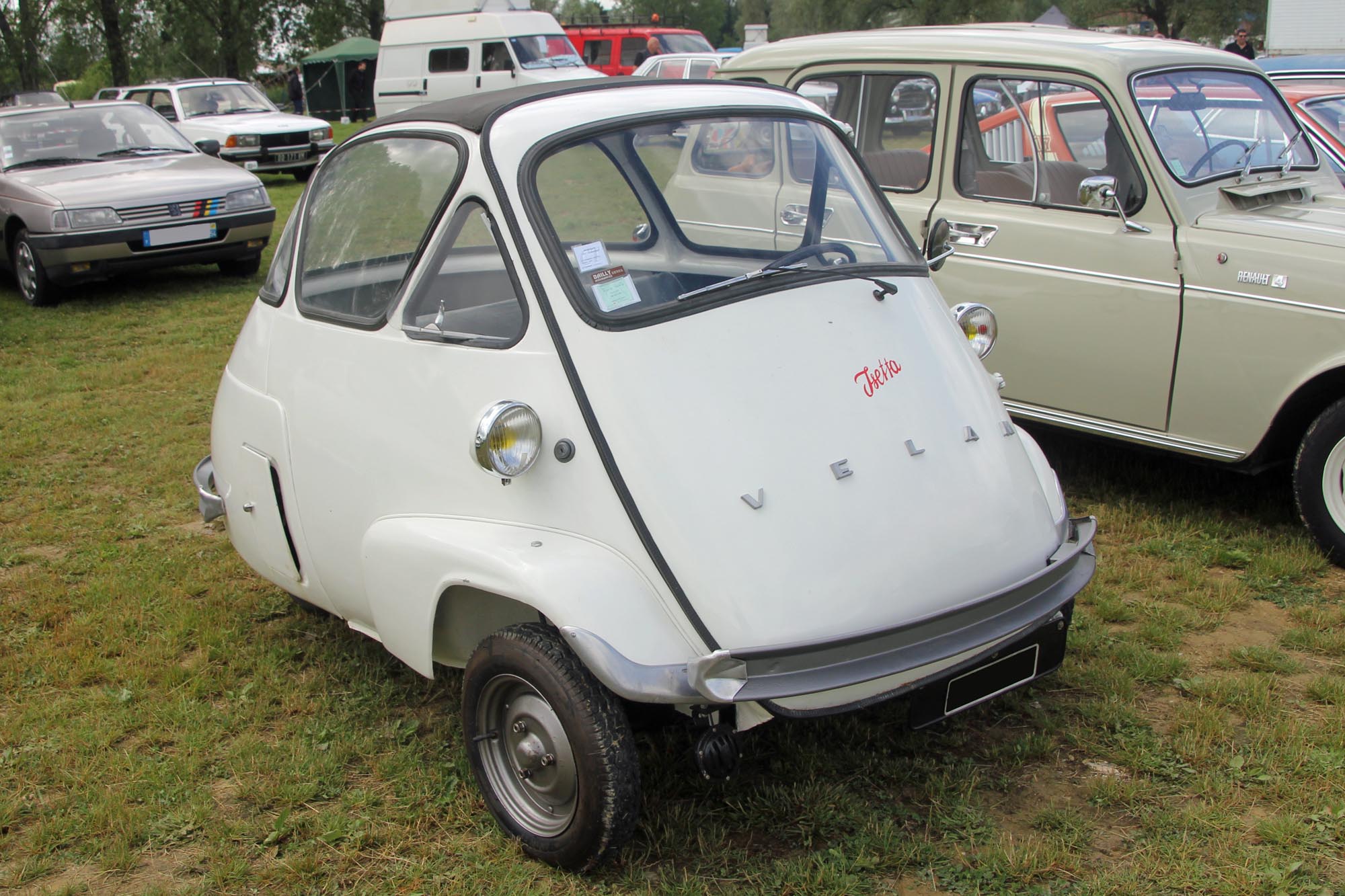 Velam Isetta