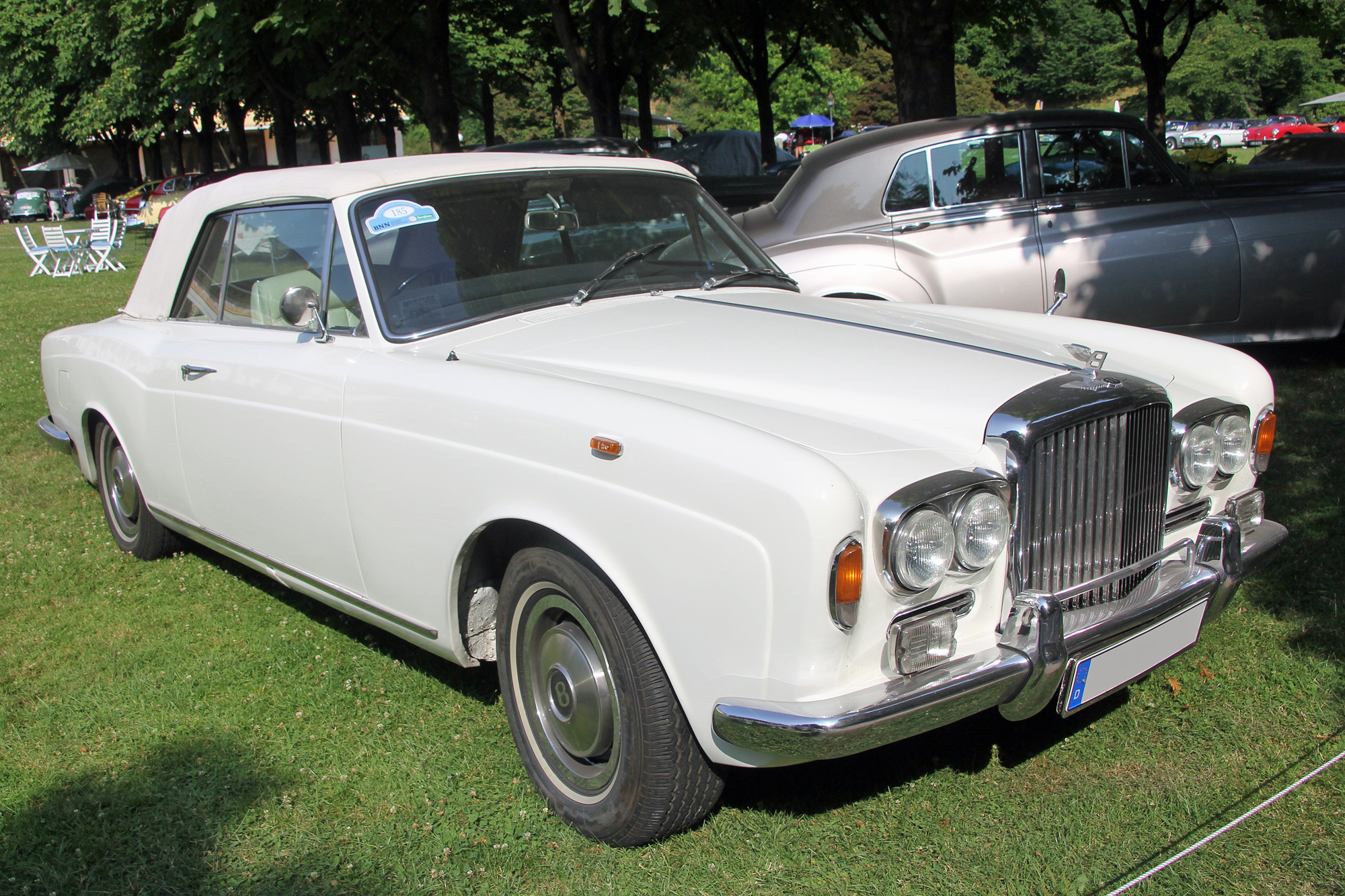 Bentley Corniche