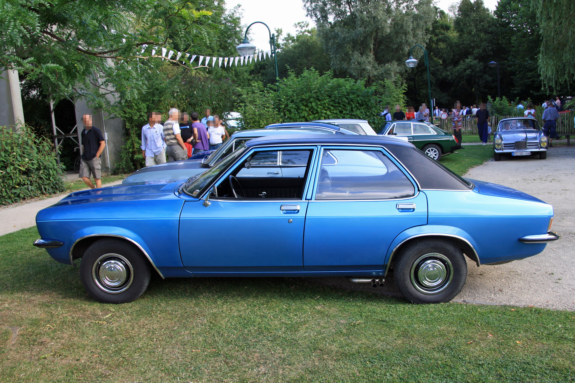 Vauxhall Victor FE