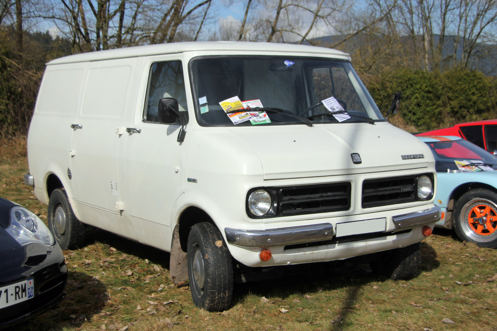 Bedford CF 250 