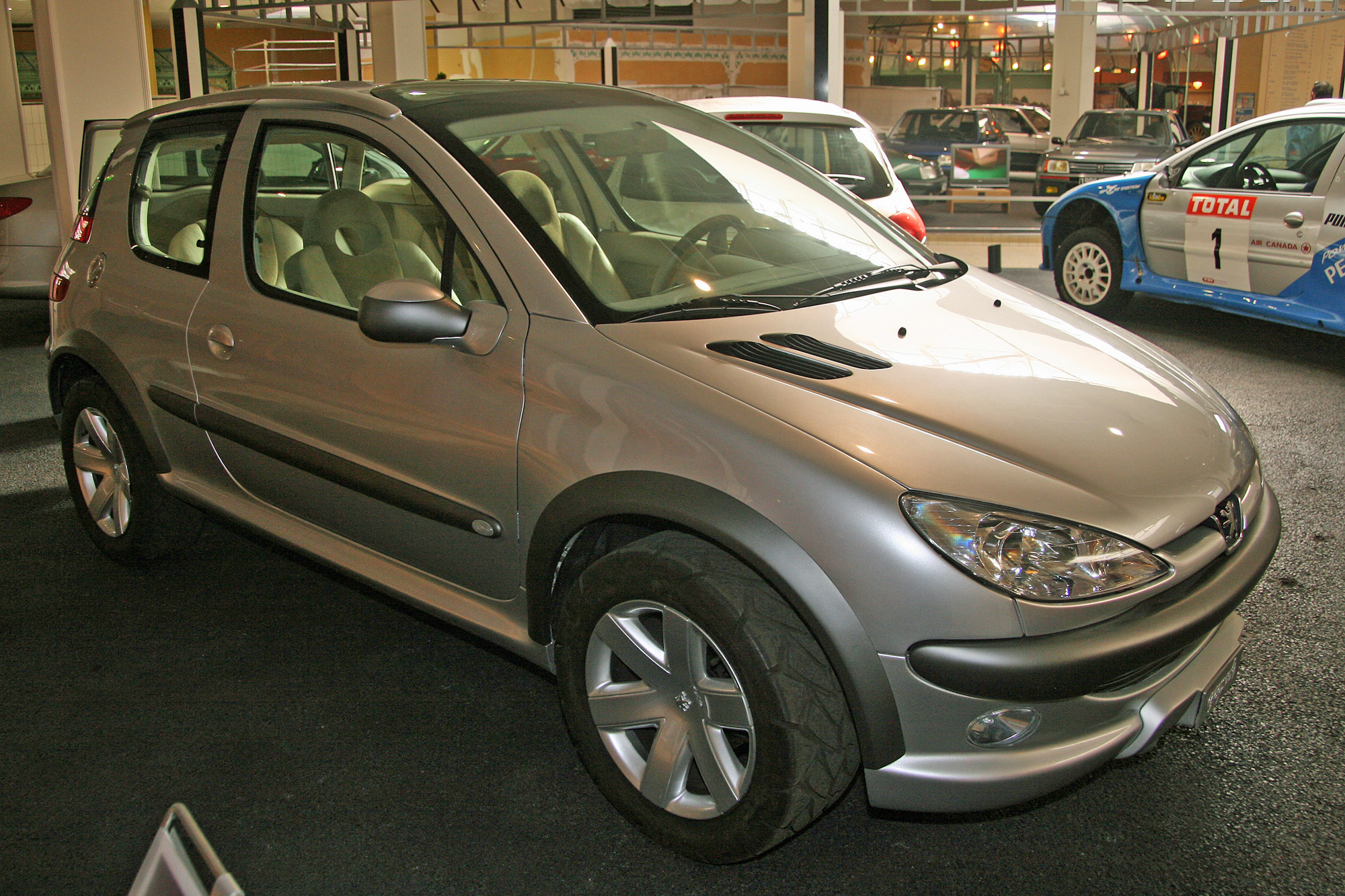 Peugeot Concept 206 Escapade