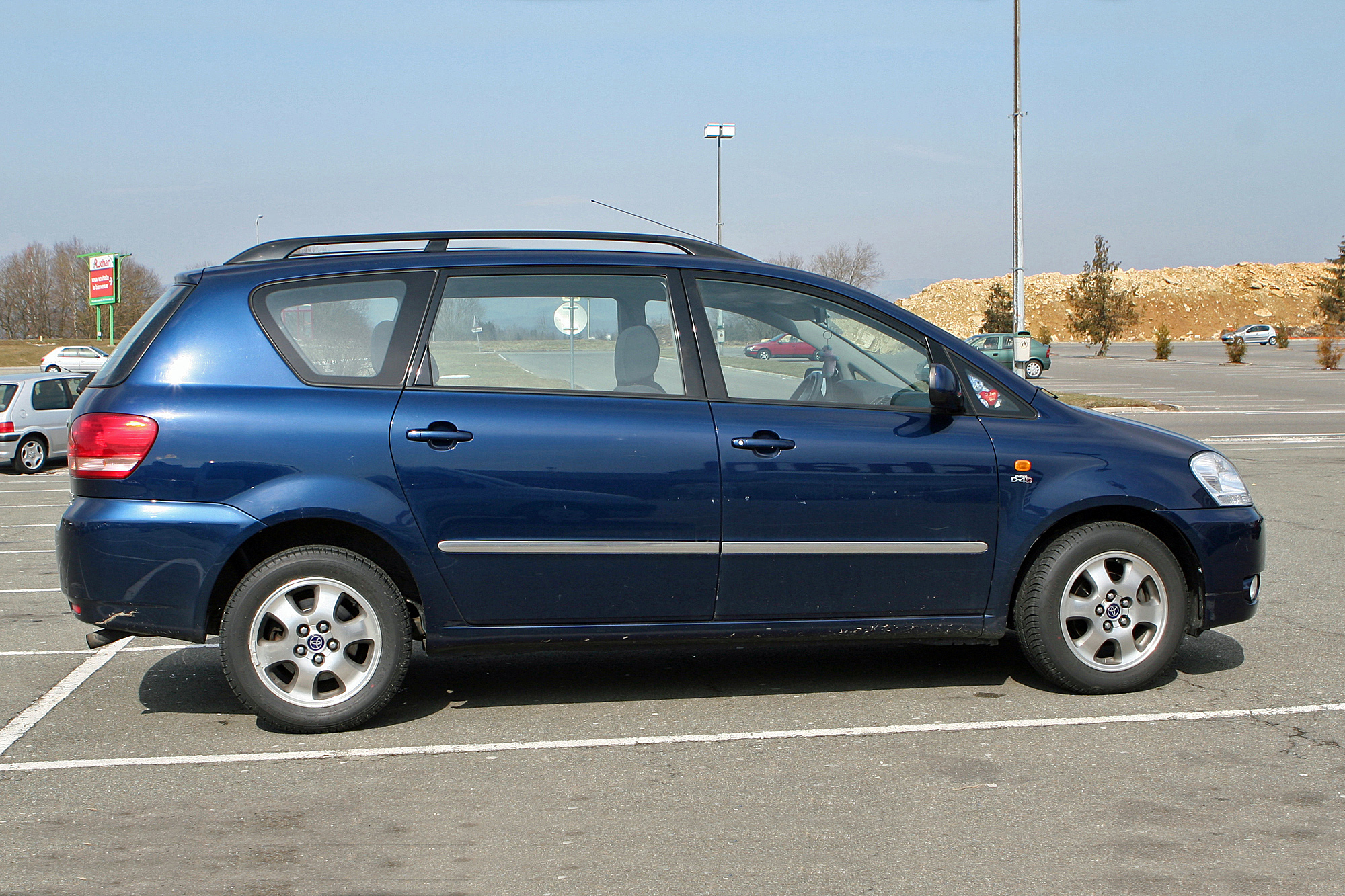 Toyota Avensis Verso