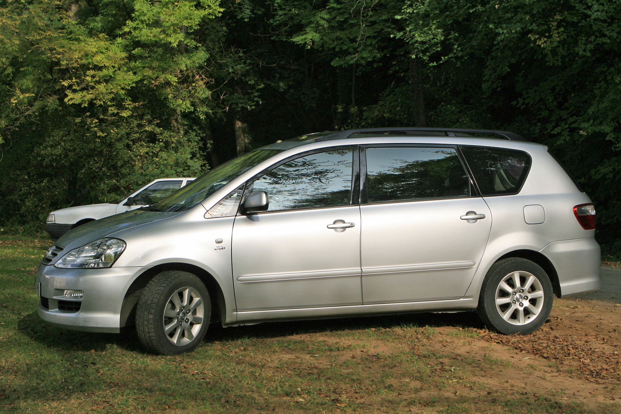 Toyota Avensis Verso