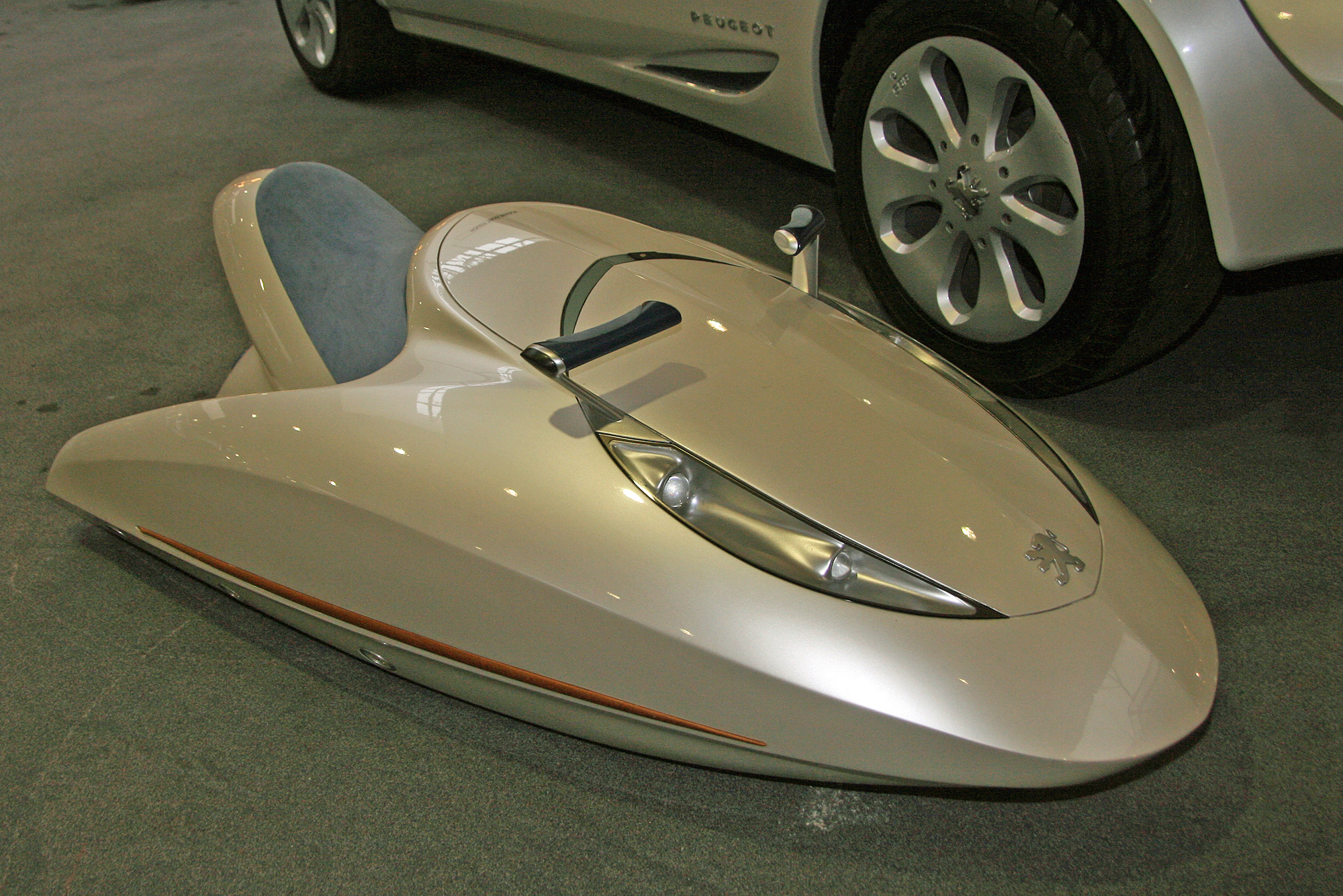 Peugeot Concept 806 Runabout