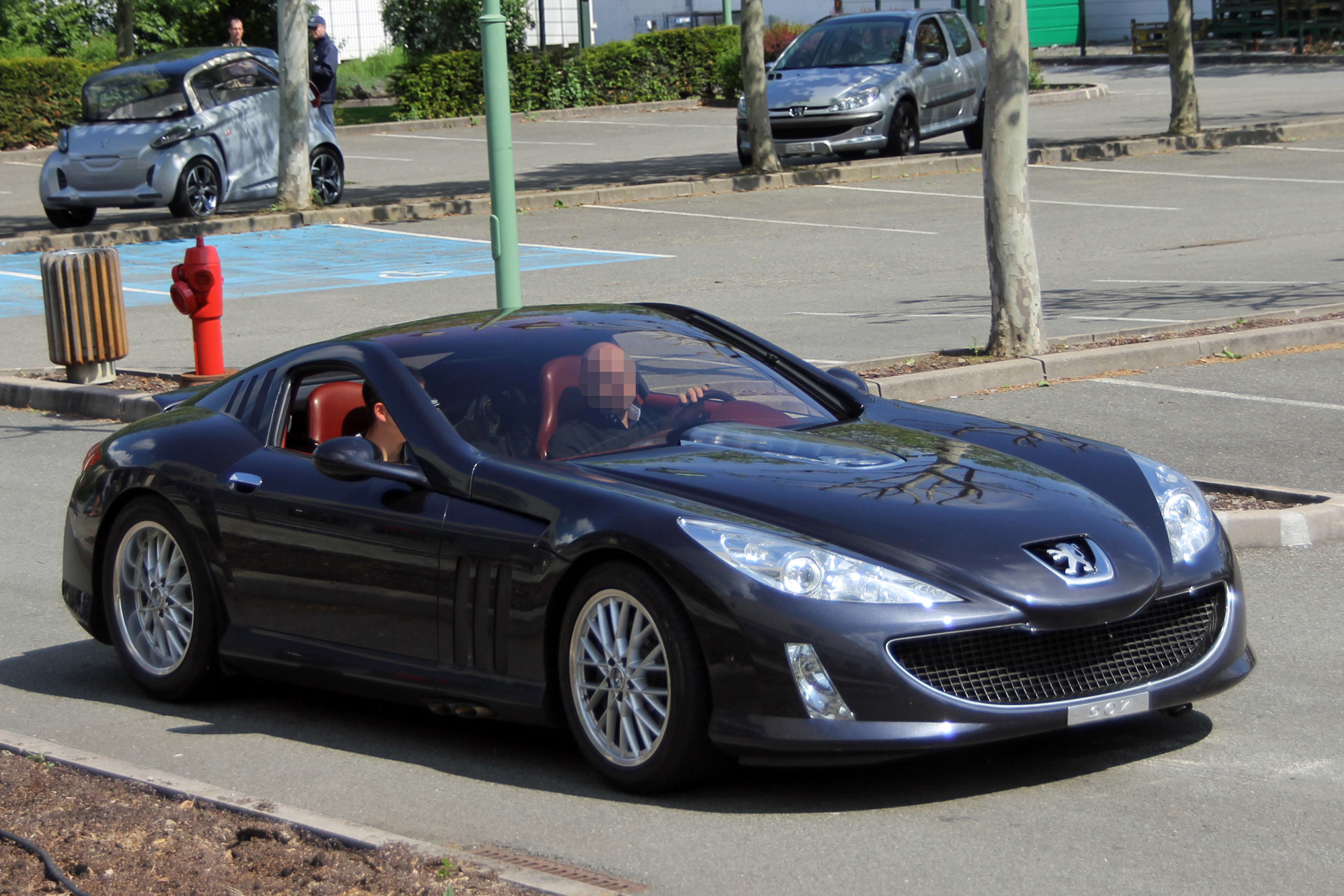 Peugeot Concept 907