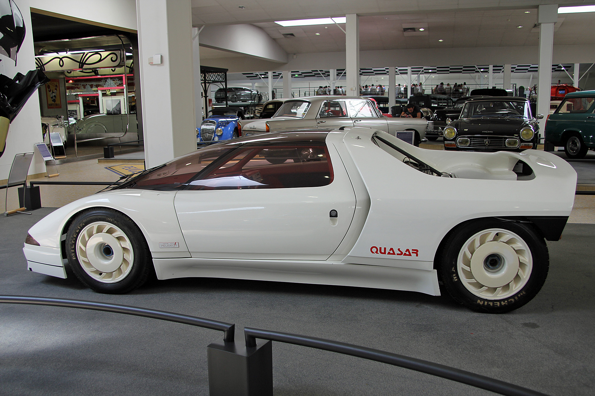 Peugeot Concept Quasar