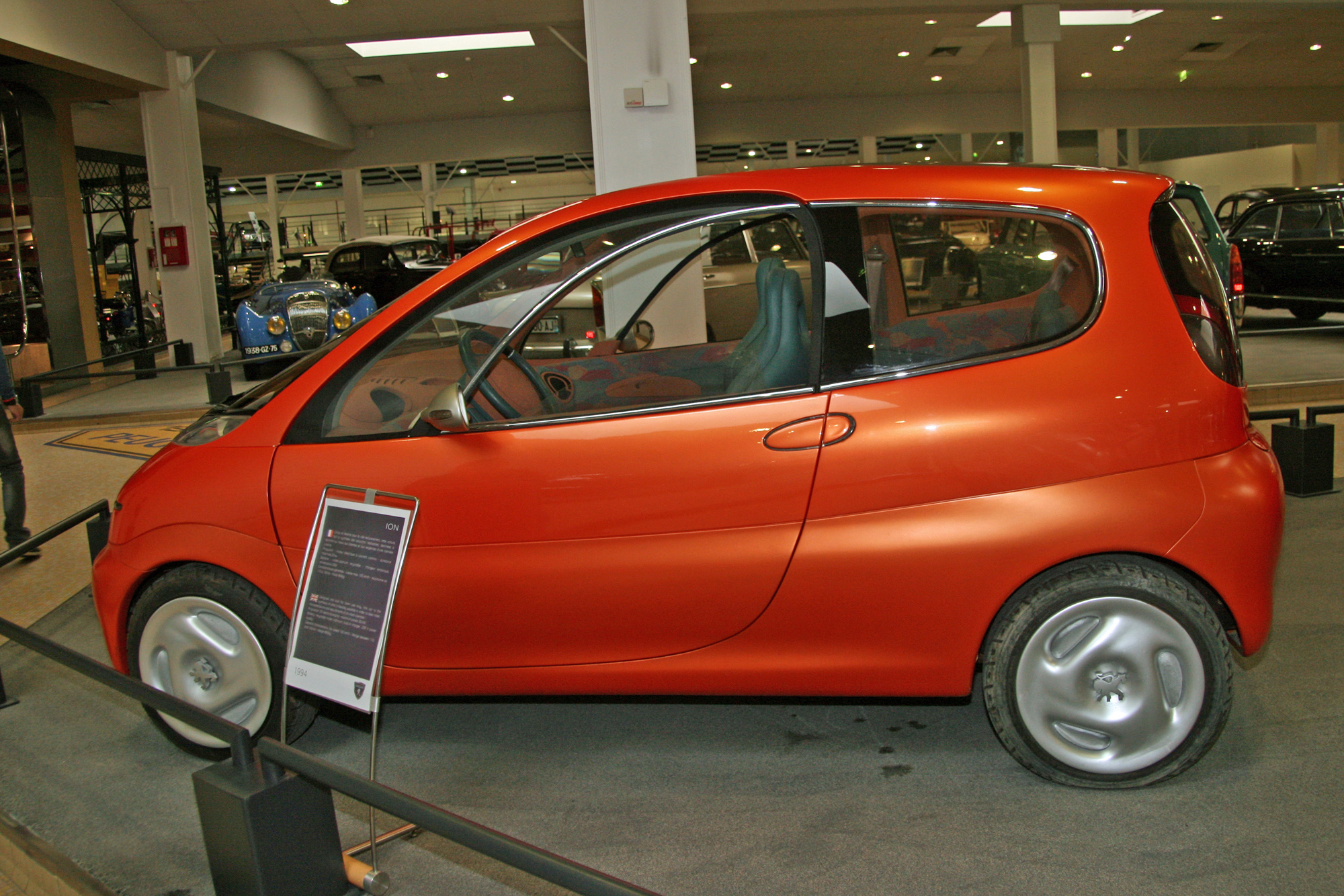 Peugeot Concept Ion