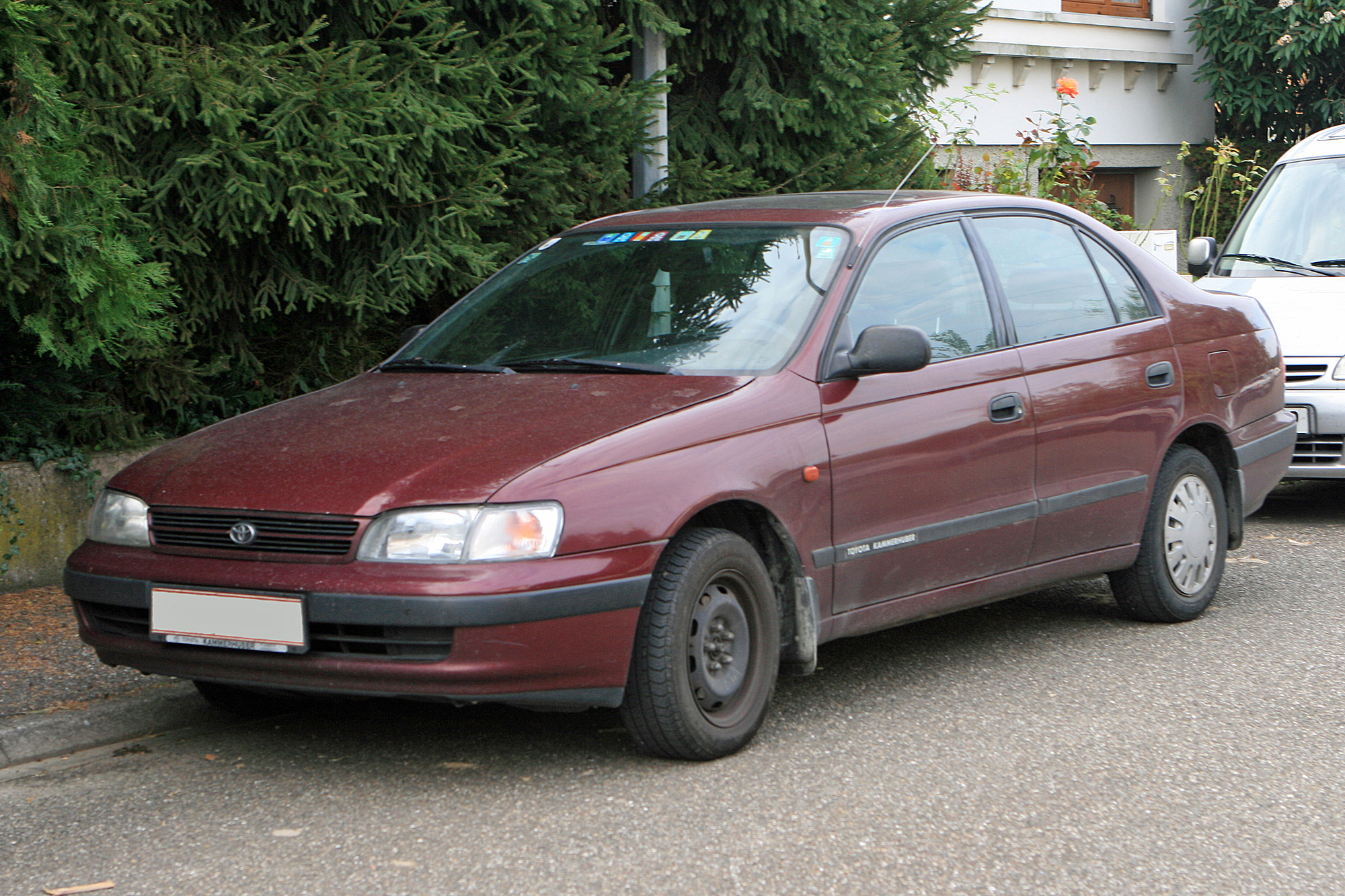 Toyota Carina  E