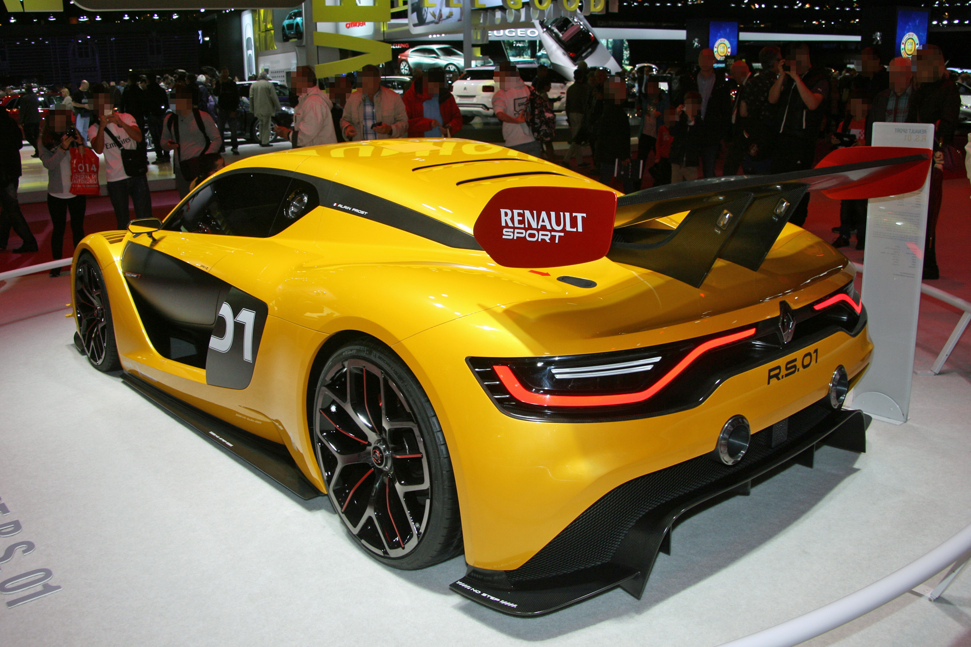 Renault RS01