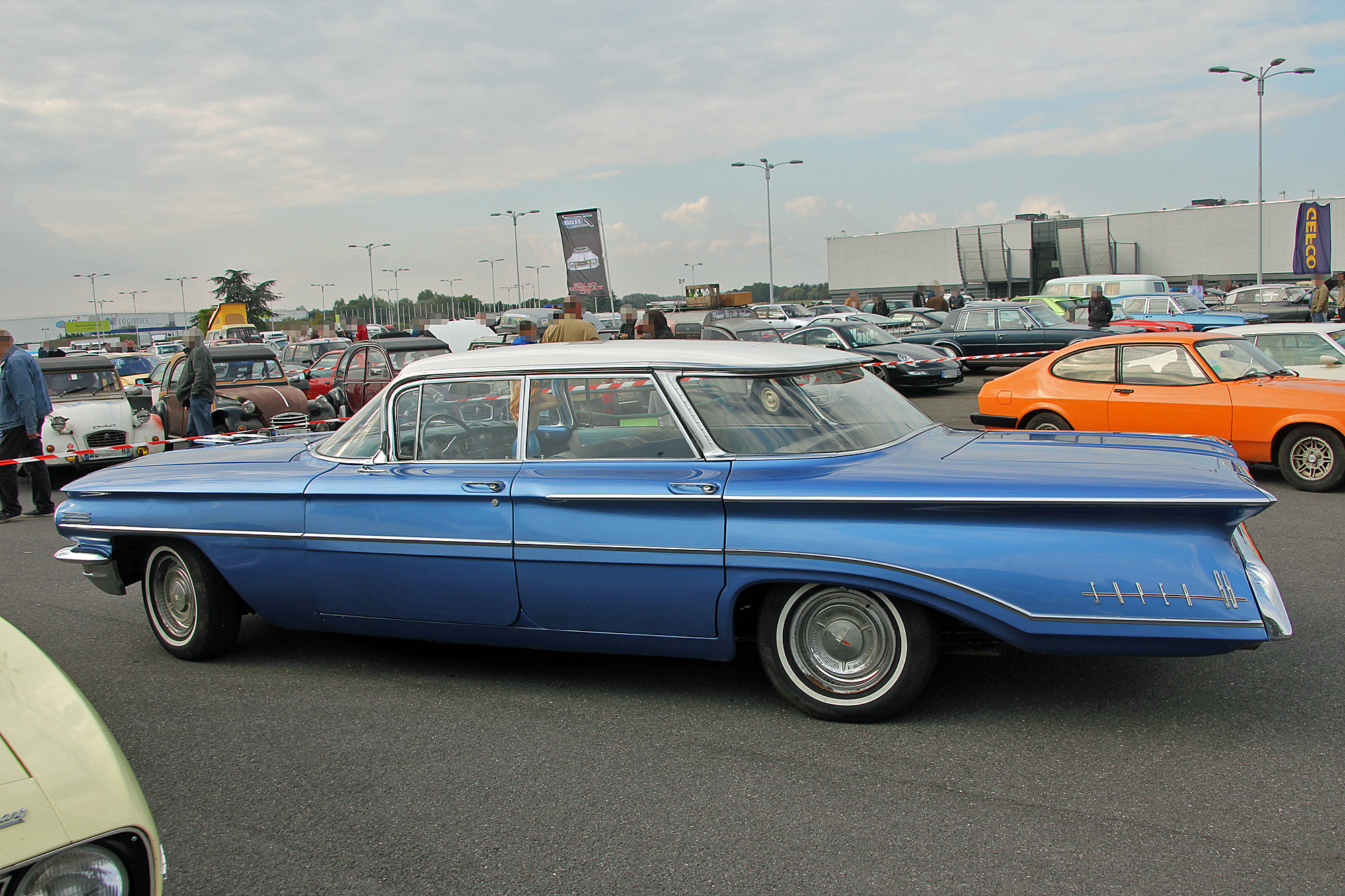 Oldsmobile 88 4 1960