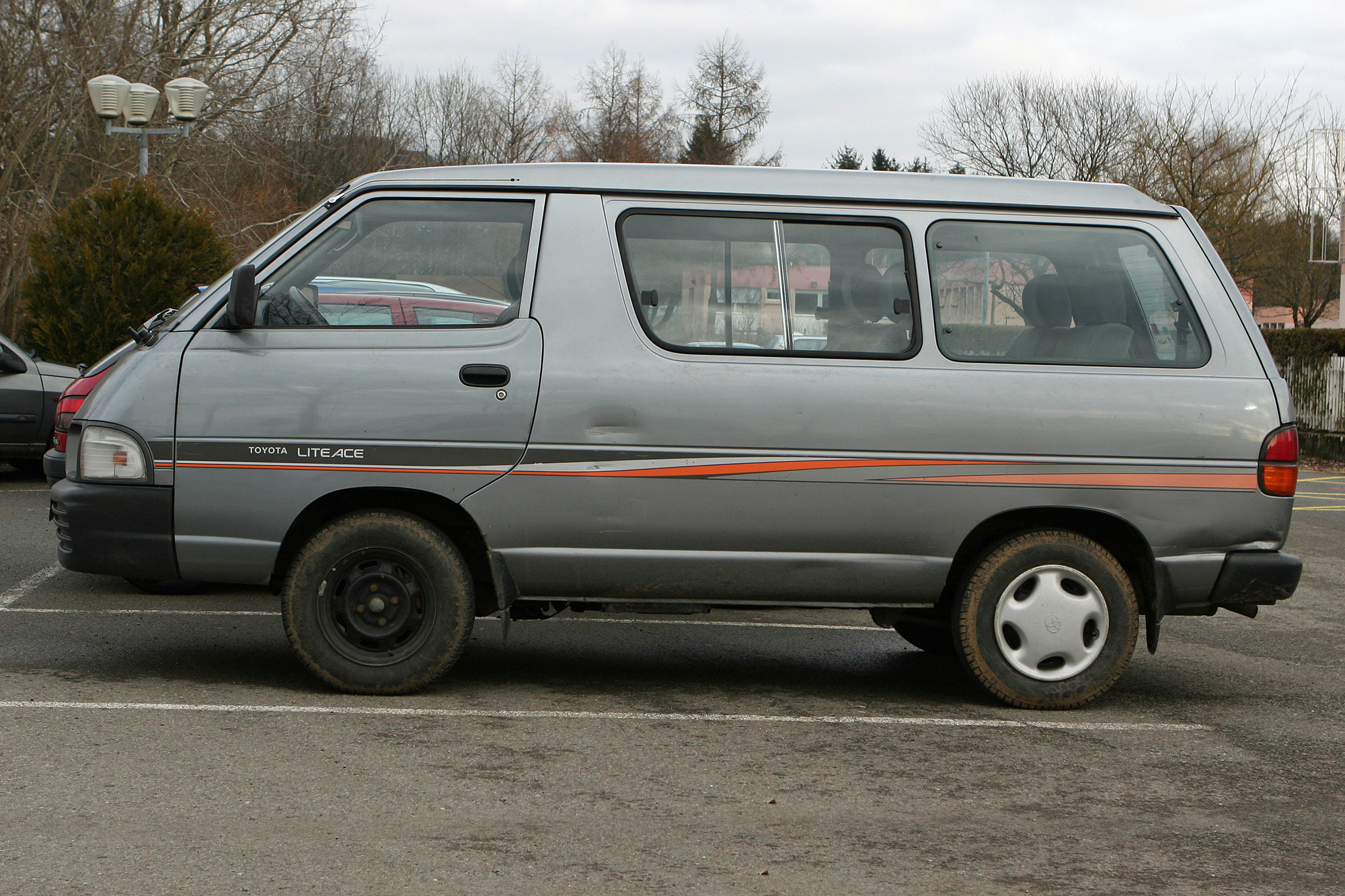 Toyota Lite Ace 5 (R20)