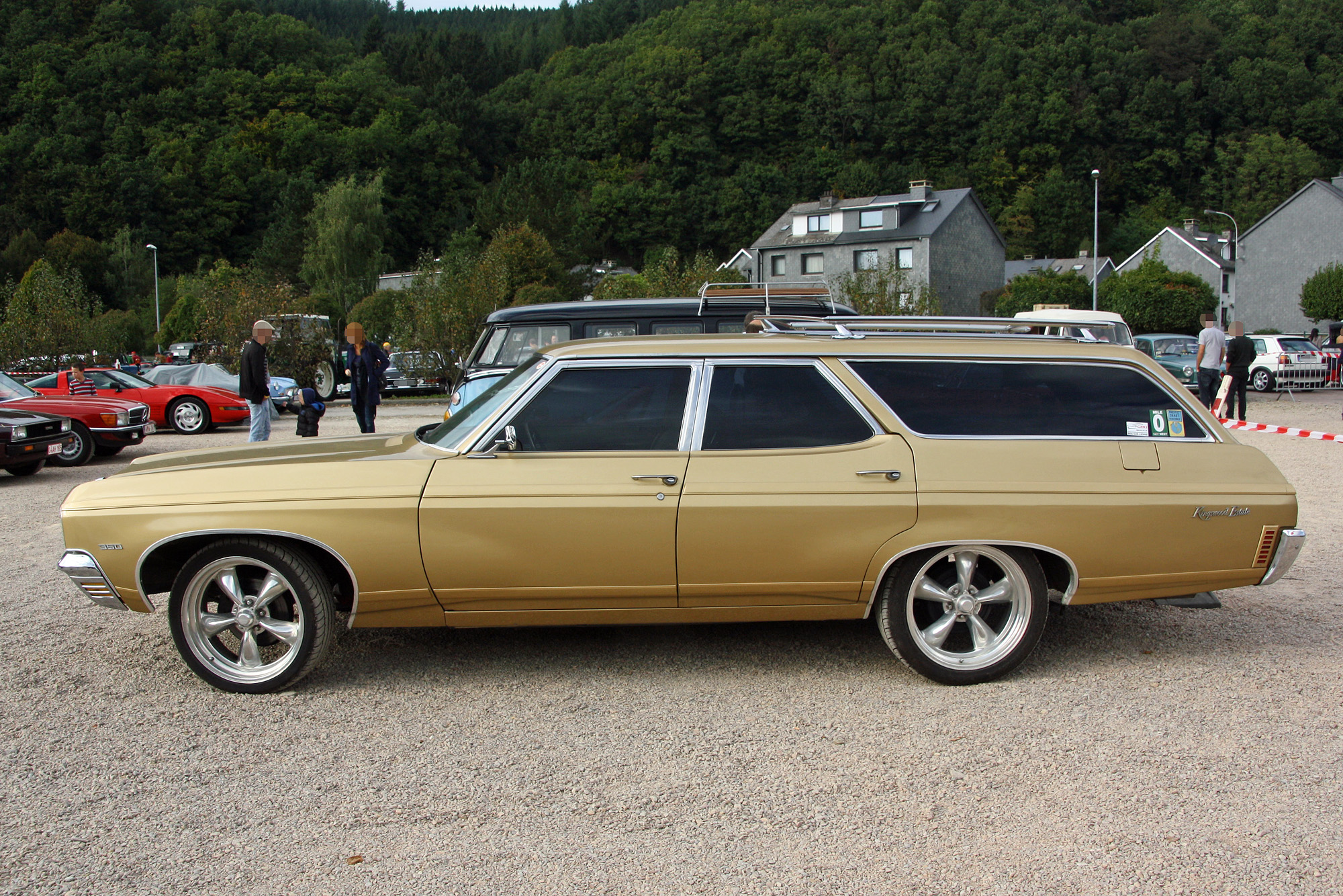 Chevrolet  Kingswood estate