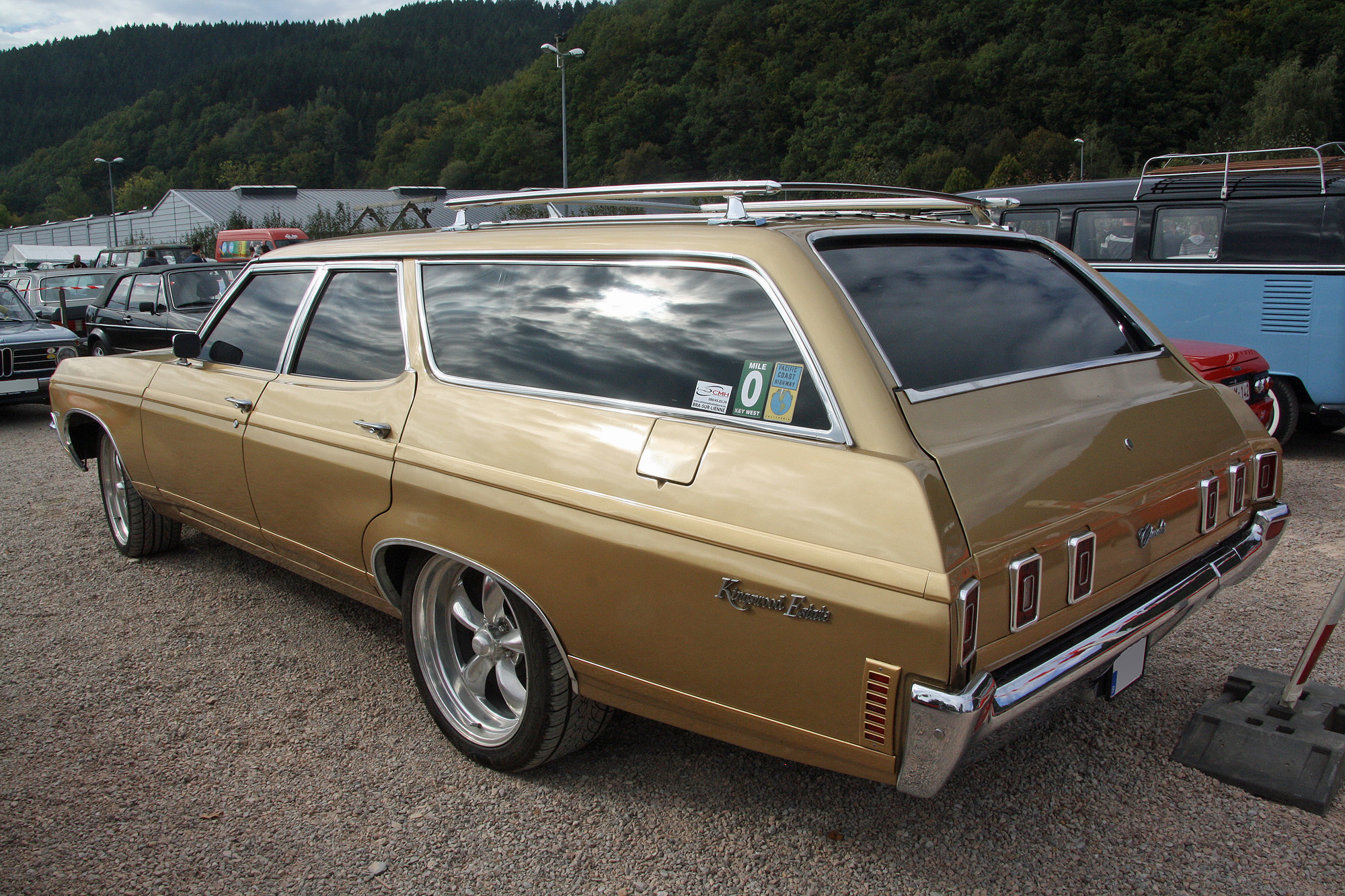 Chevrolet  Kingswood estate