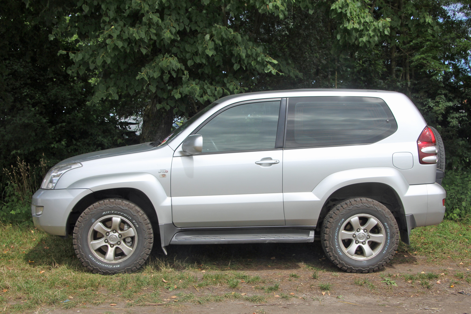 Toyota Land cruiser série 12