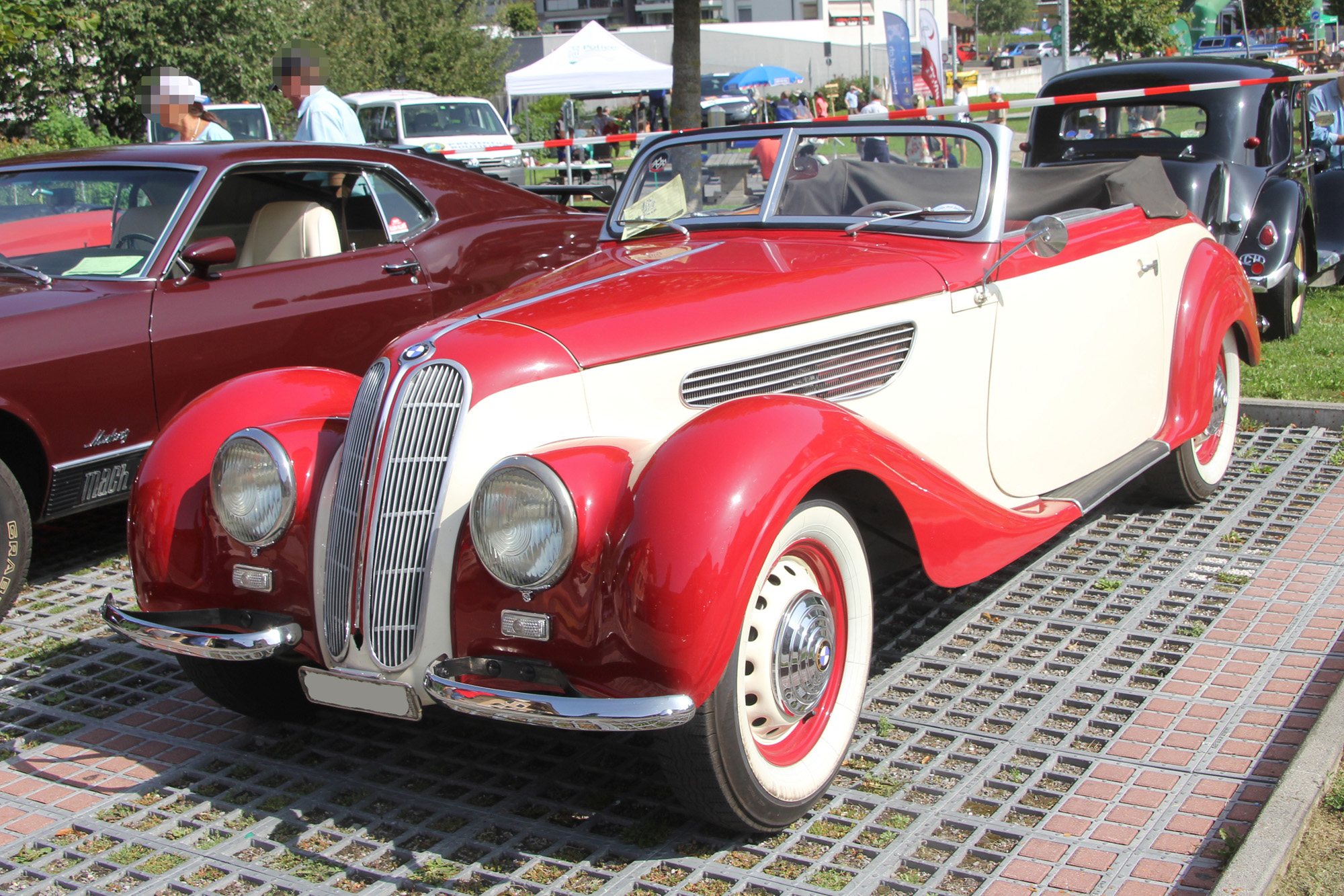 BMW 327