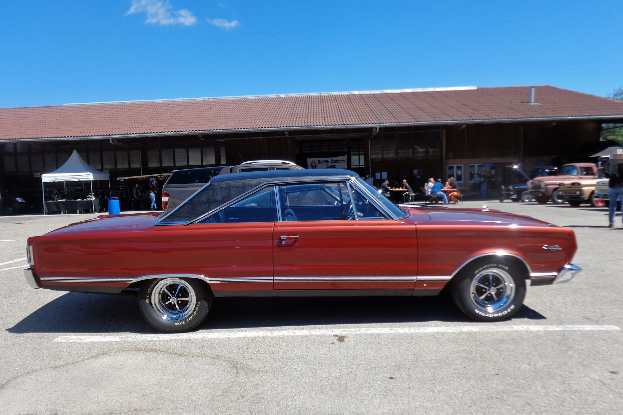 Plymouth Satellite 1