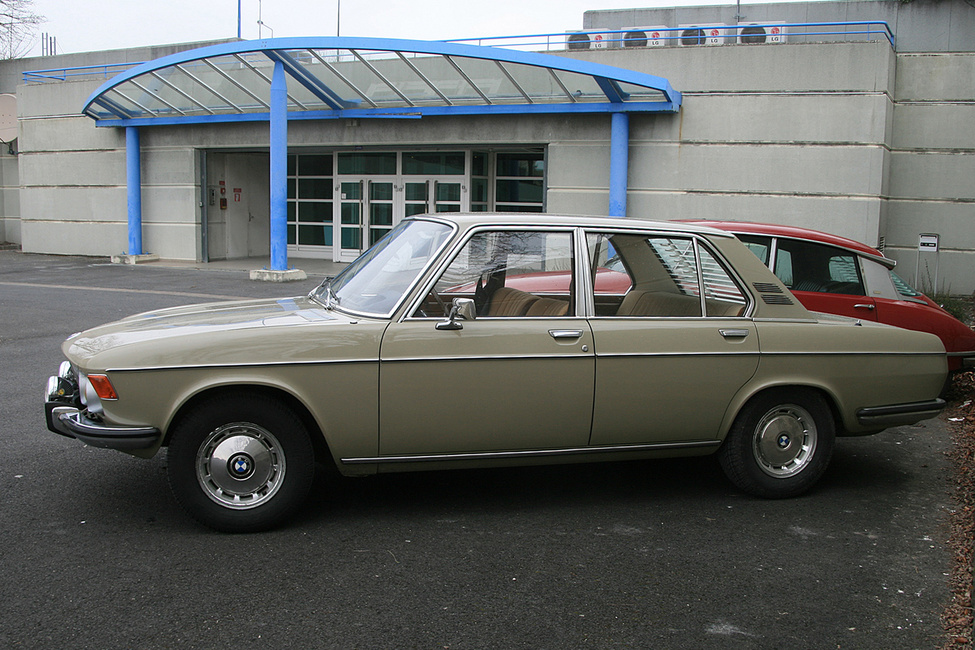 BMW 2500