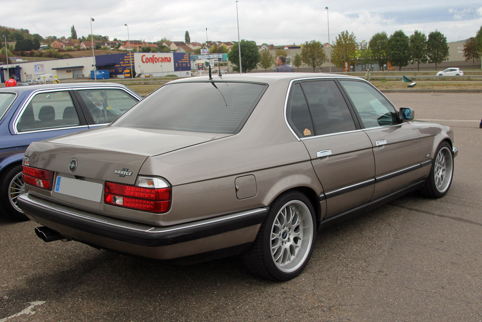 BMW Série 7 E32