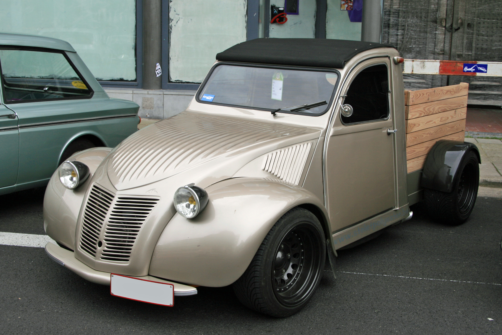 Citroën 2cv transformée (pick-up)